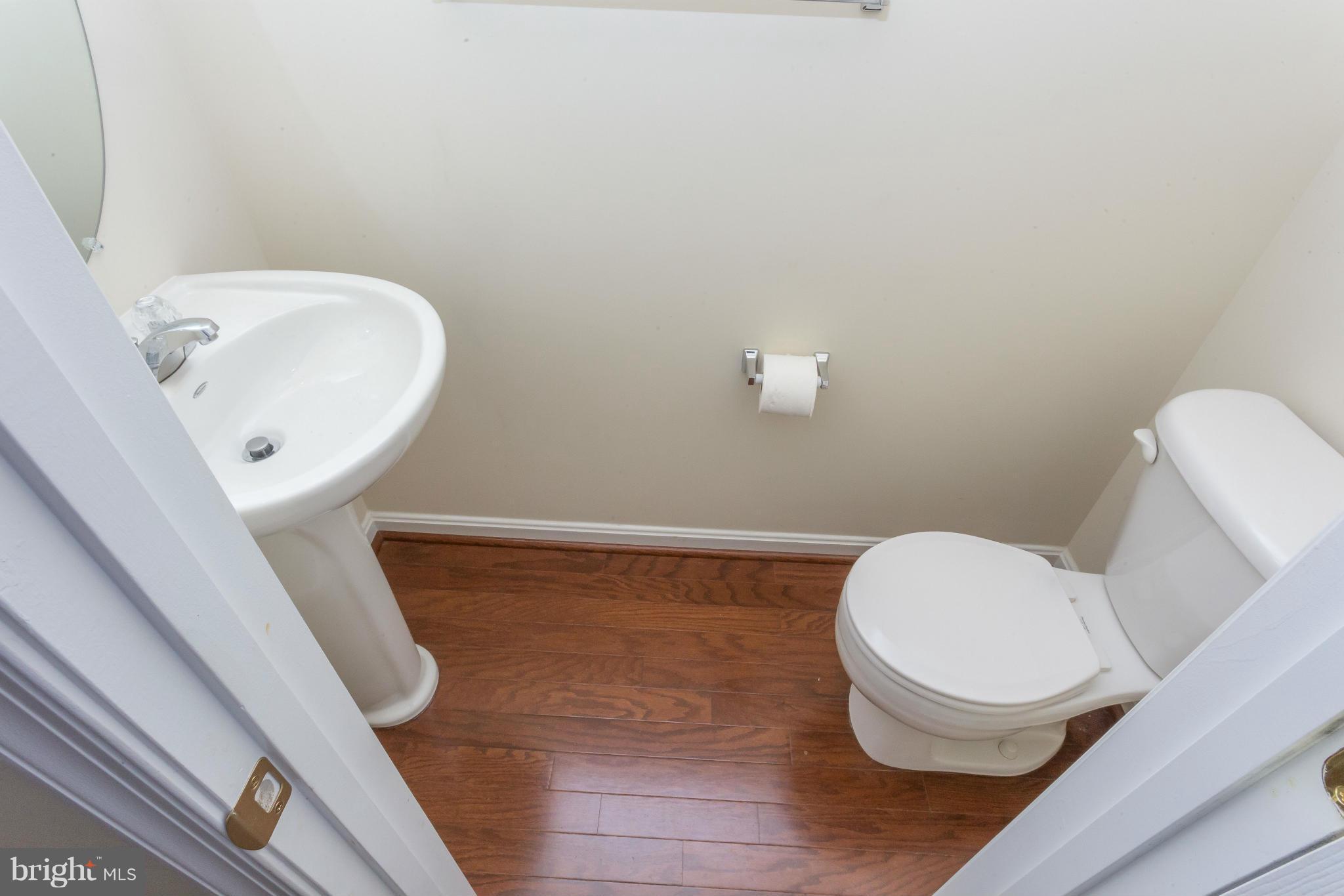 CARRIAGE HILL AT FALLS - Residential