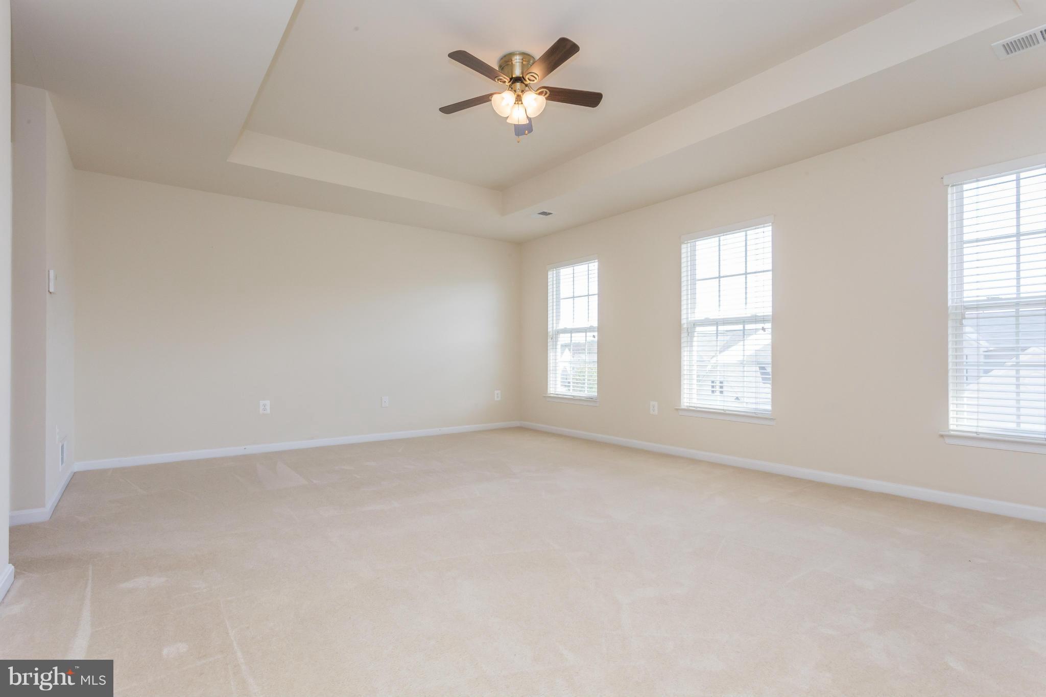 CARRIAGE HILL AT FALLS - Residential