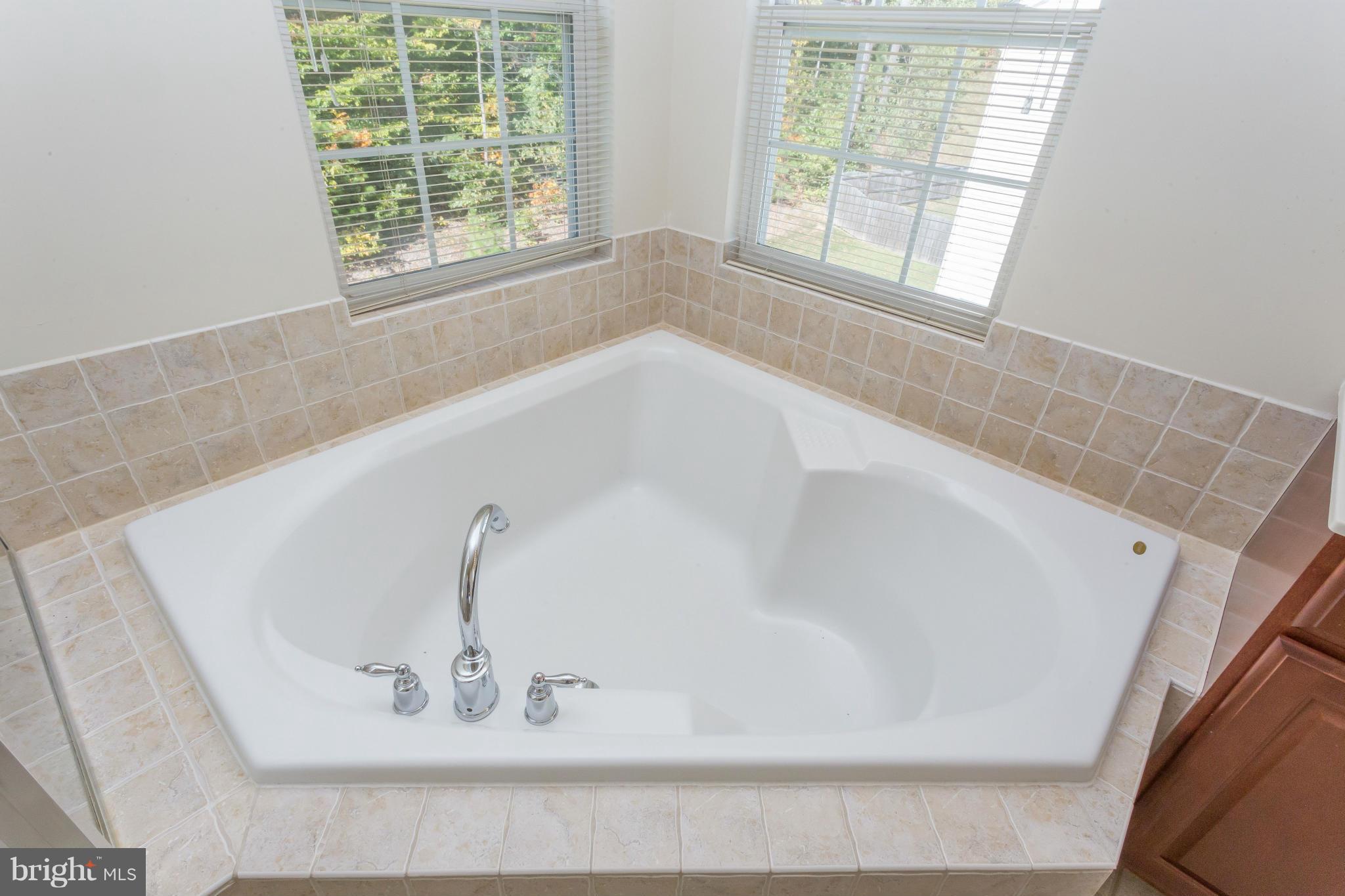 CARRIAGE HILL AT FALLS - Residential