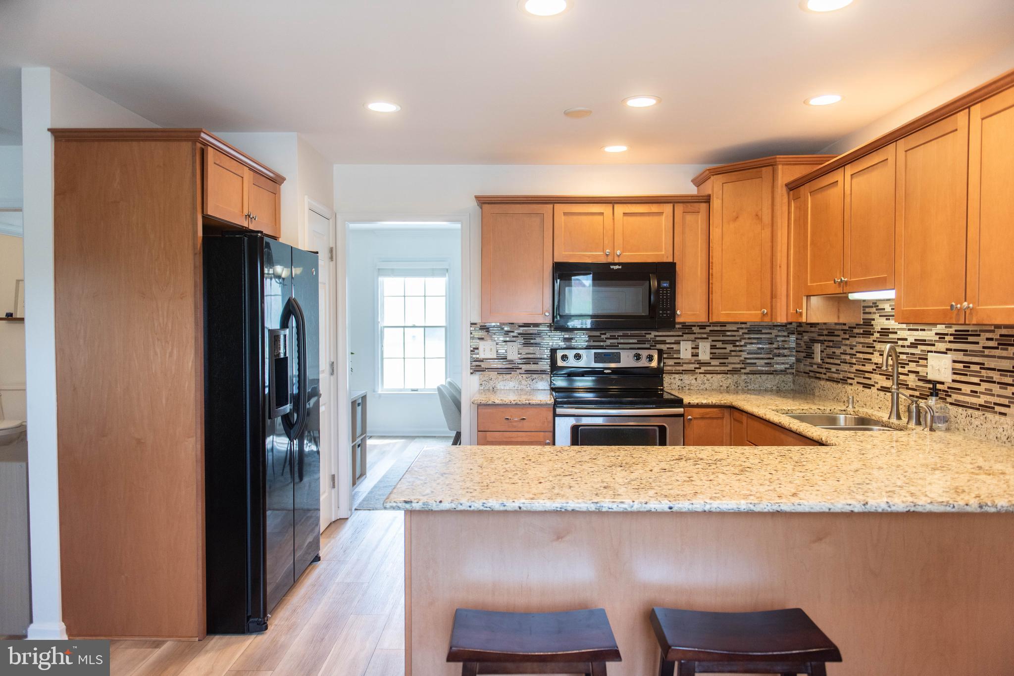 906 BRUTON COVE