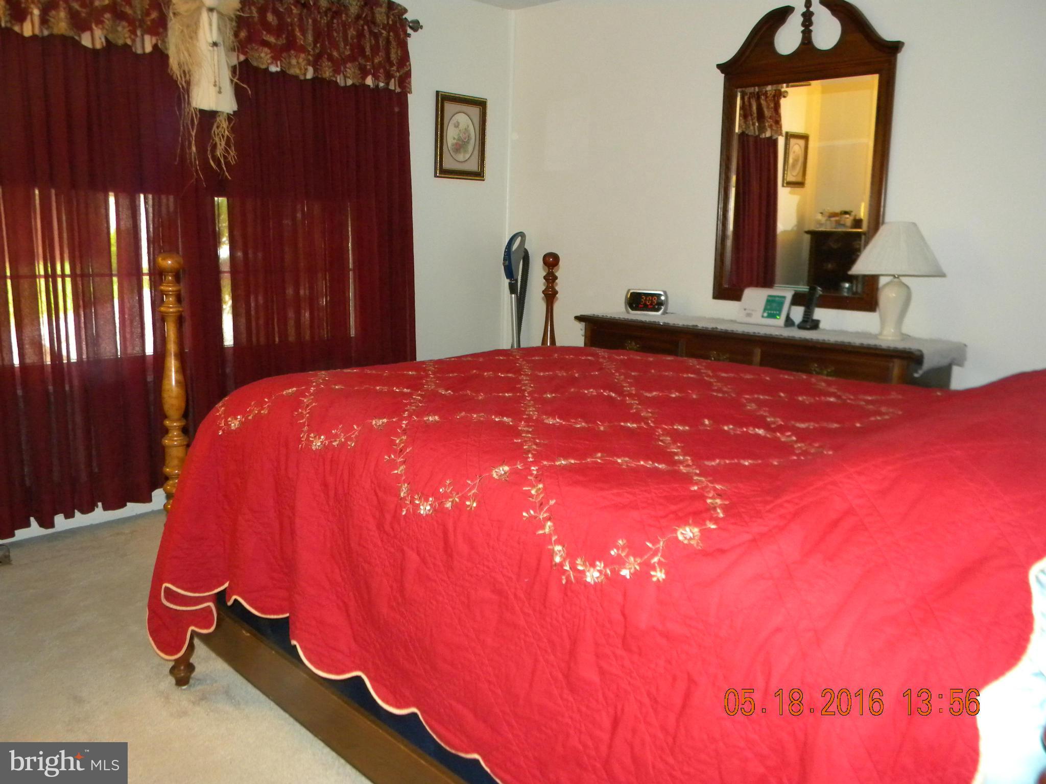 CATONSVILLE MANOR - Residential