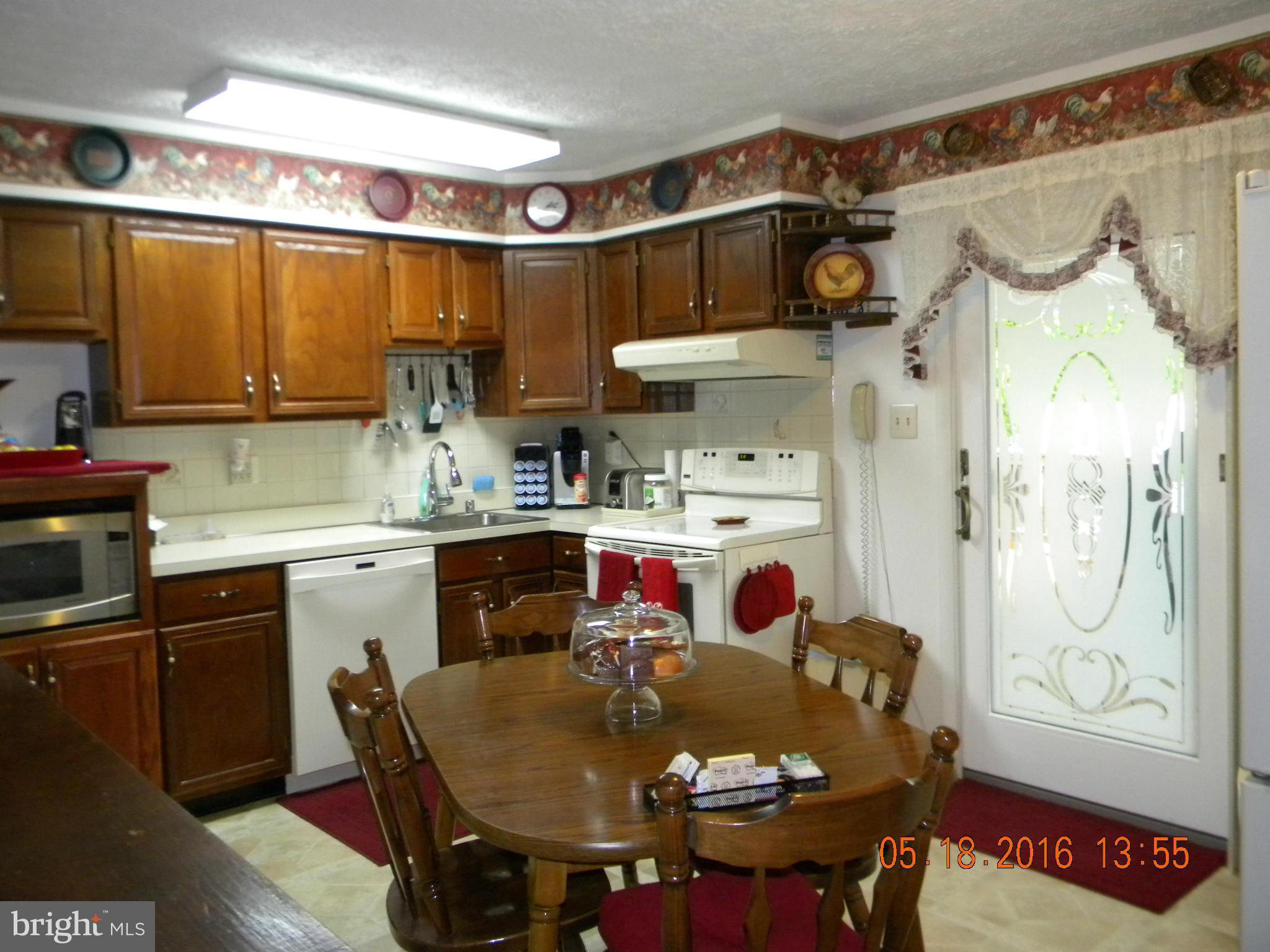 CATONSVILLE MANOR - Residential