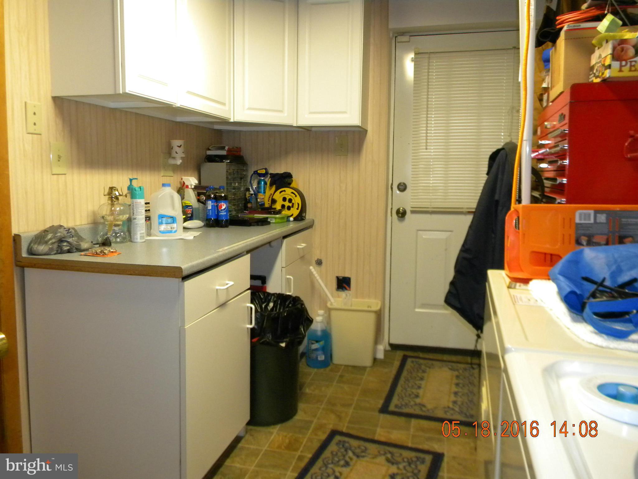 CATONSVILLE MANOR - Residential