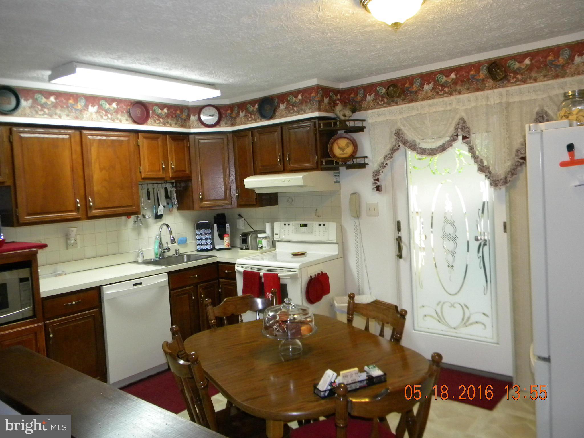 CATONSVILLE MANOR - Residential