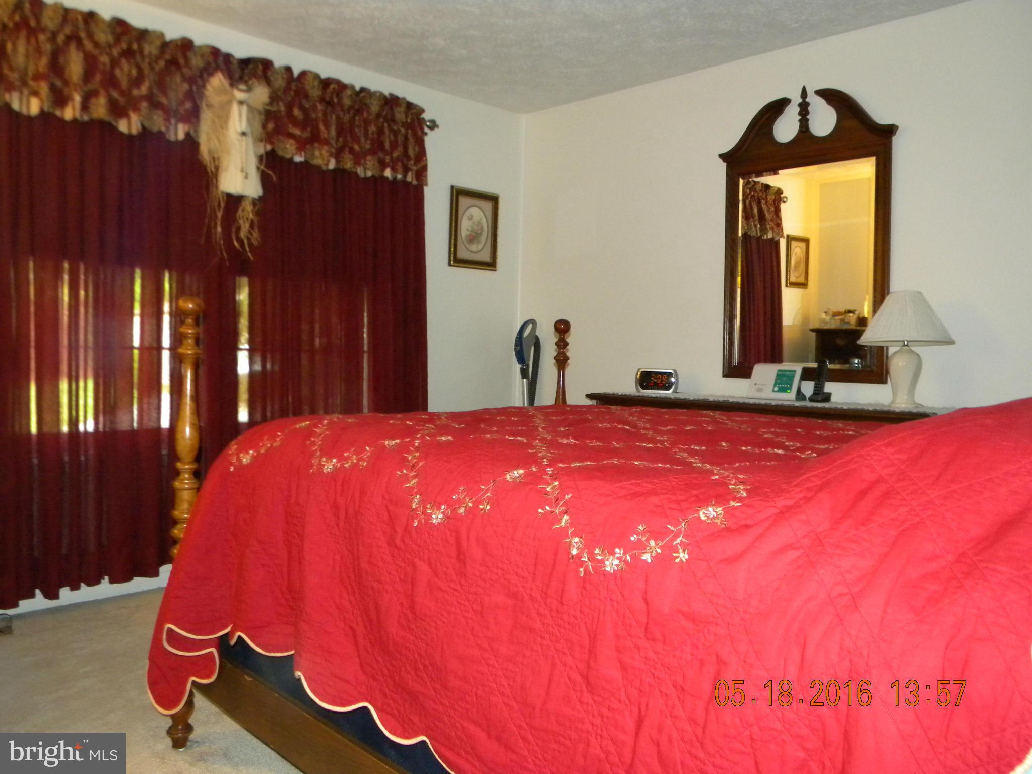 CATONSVILLE MANOR - Residential