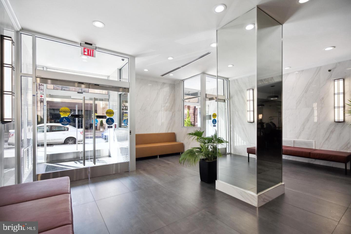 RITTENHOUSE SQUARE - Residential Lease