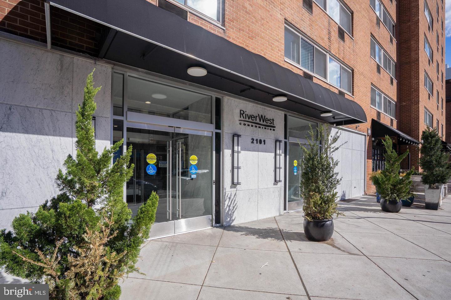 RITTENHOUSE SQUARE - Residential Lease