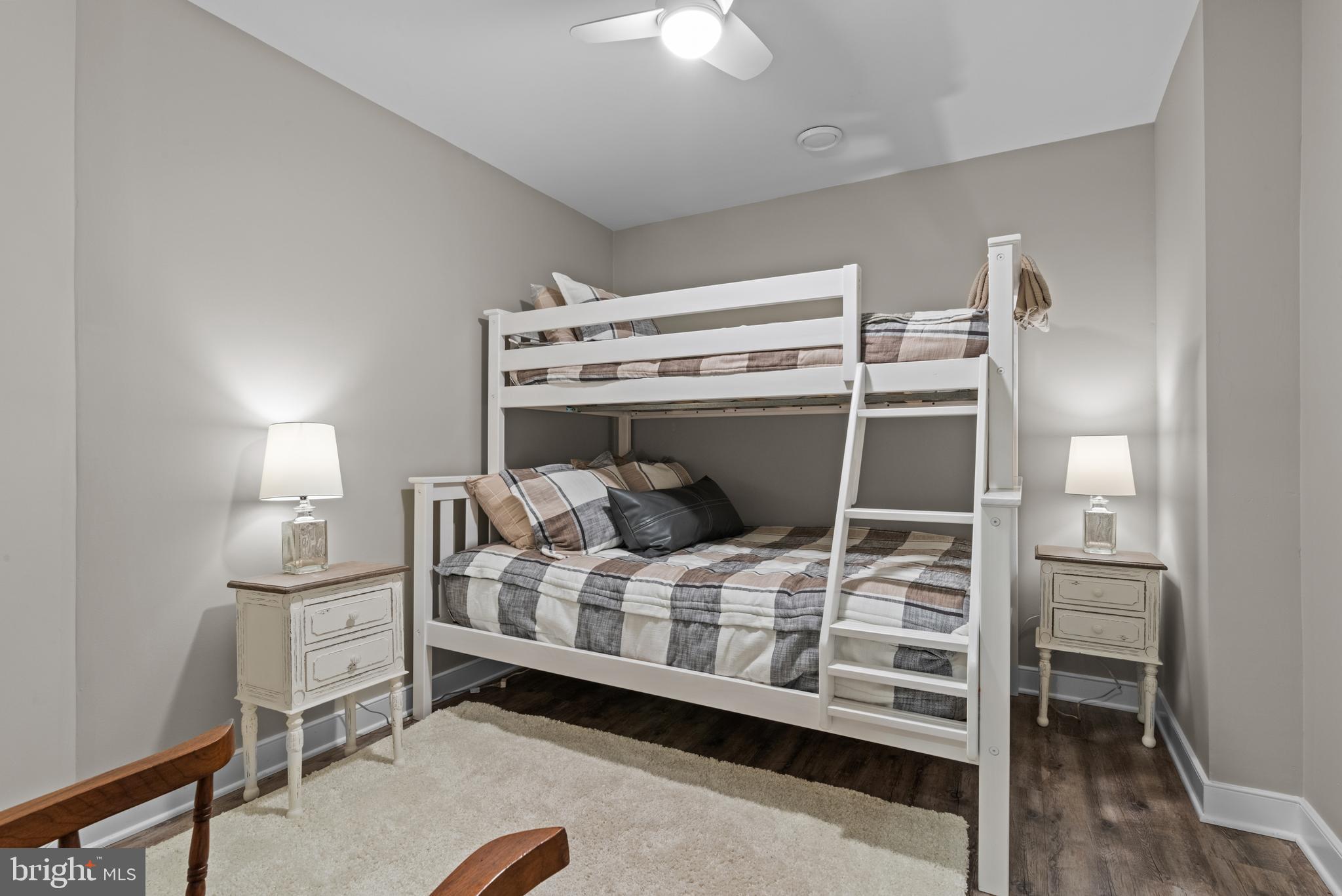 ULMSTEAD COVE - Residential