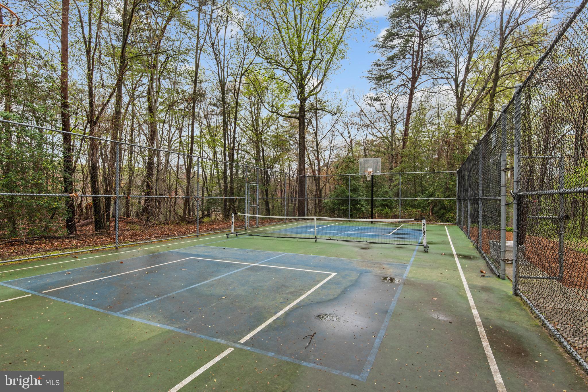 ULMSTEAD COVE - Residential