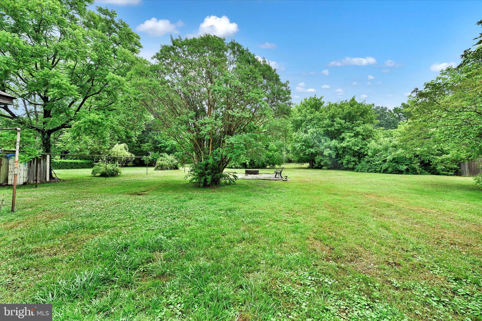 MIDDLE RIVER - Residential