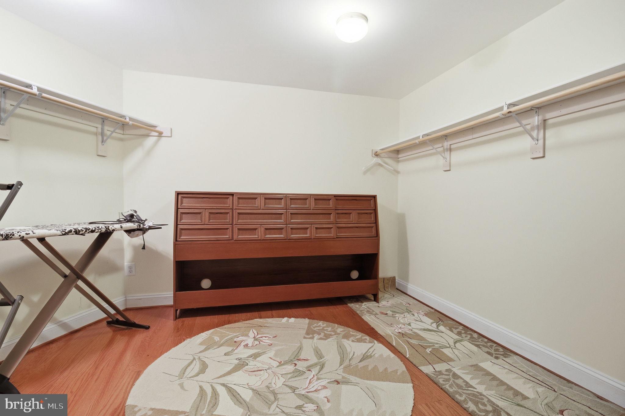 REGENCY AT DOMINION VALLEY - Residential