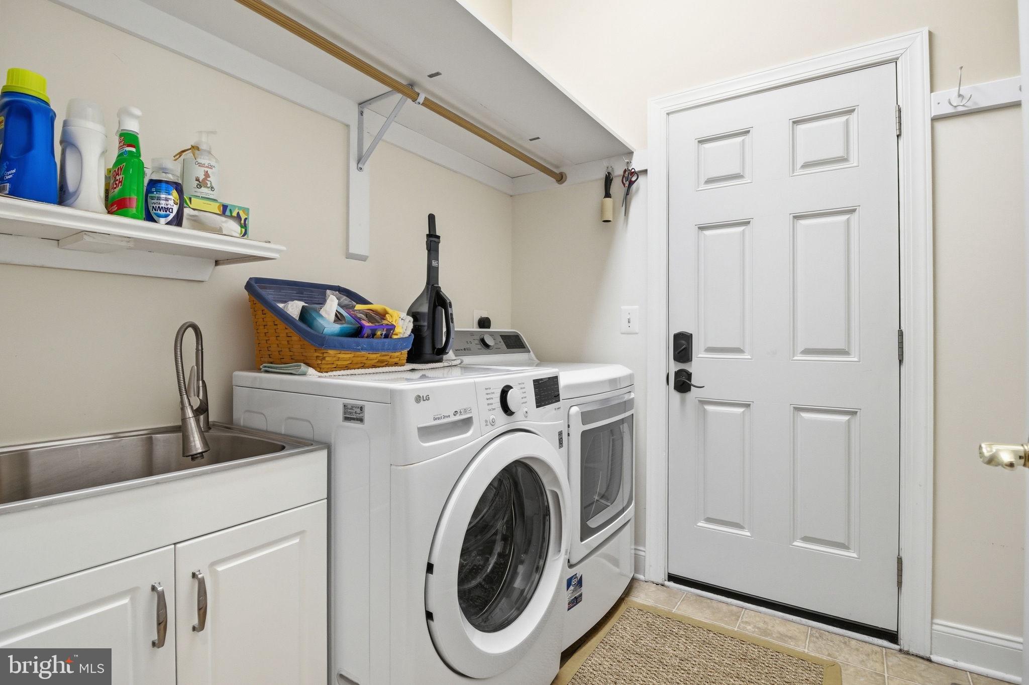 REGENCY AT DOMINION VALLEY - Residential