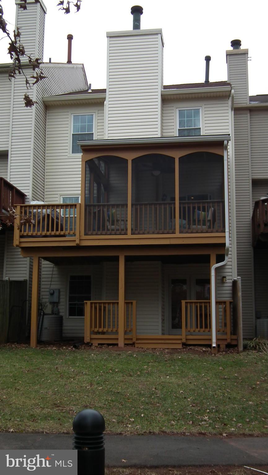 ASHBURN VILLAGE - Residential