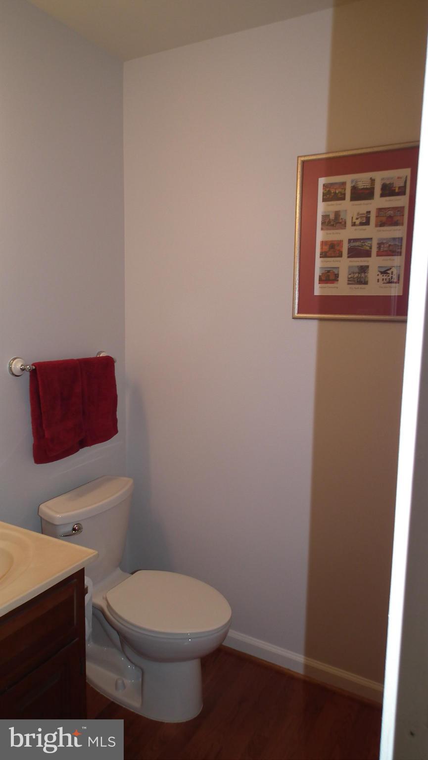 ASHBURN VILLAGE - Residential