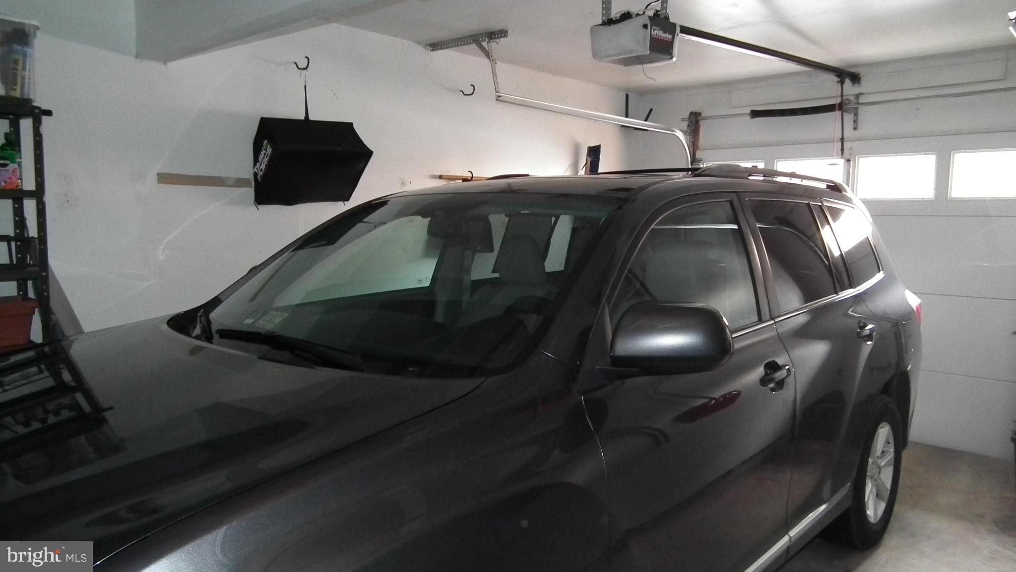 ASHBURN VILLAGE - Residential