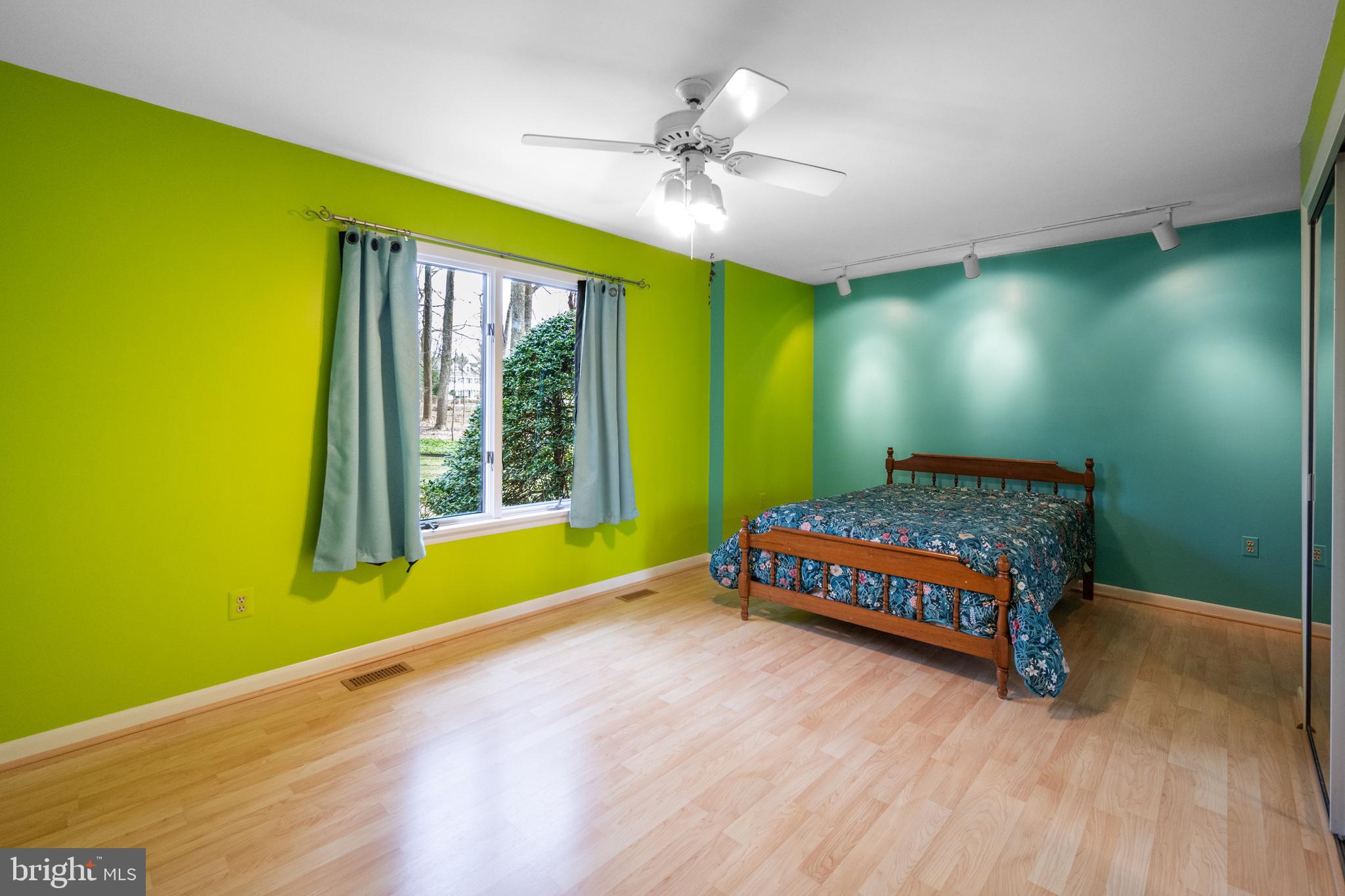 STRATTON WOODS - Residential