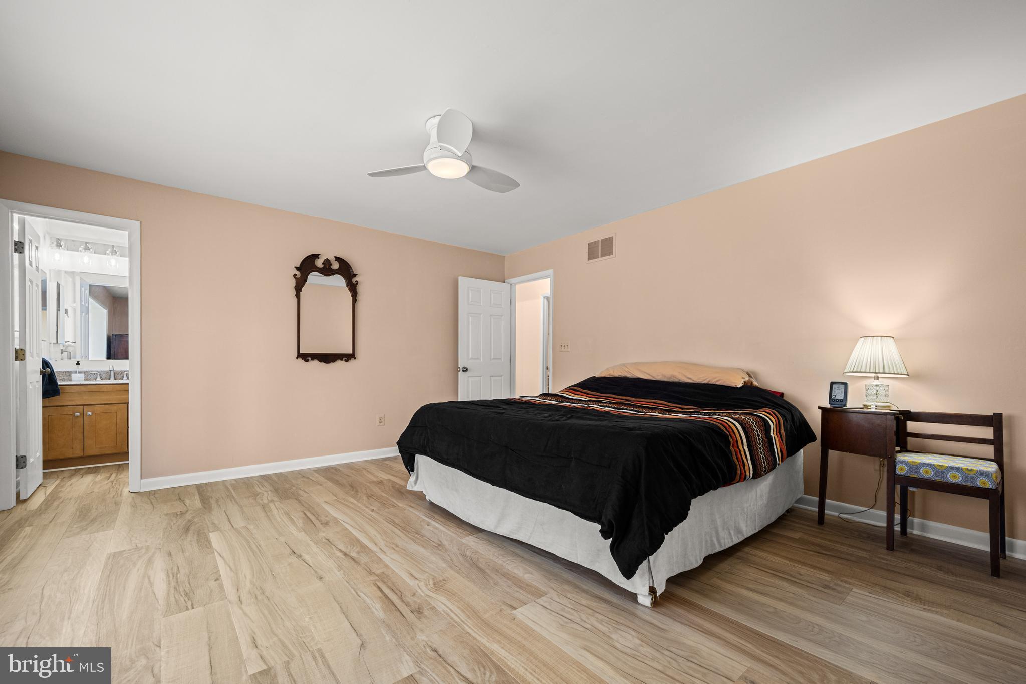 STRATTON WOODS - Residential