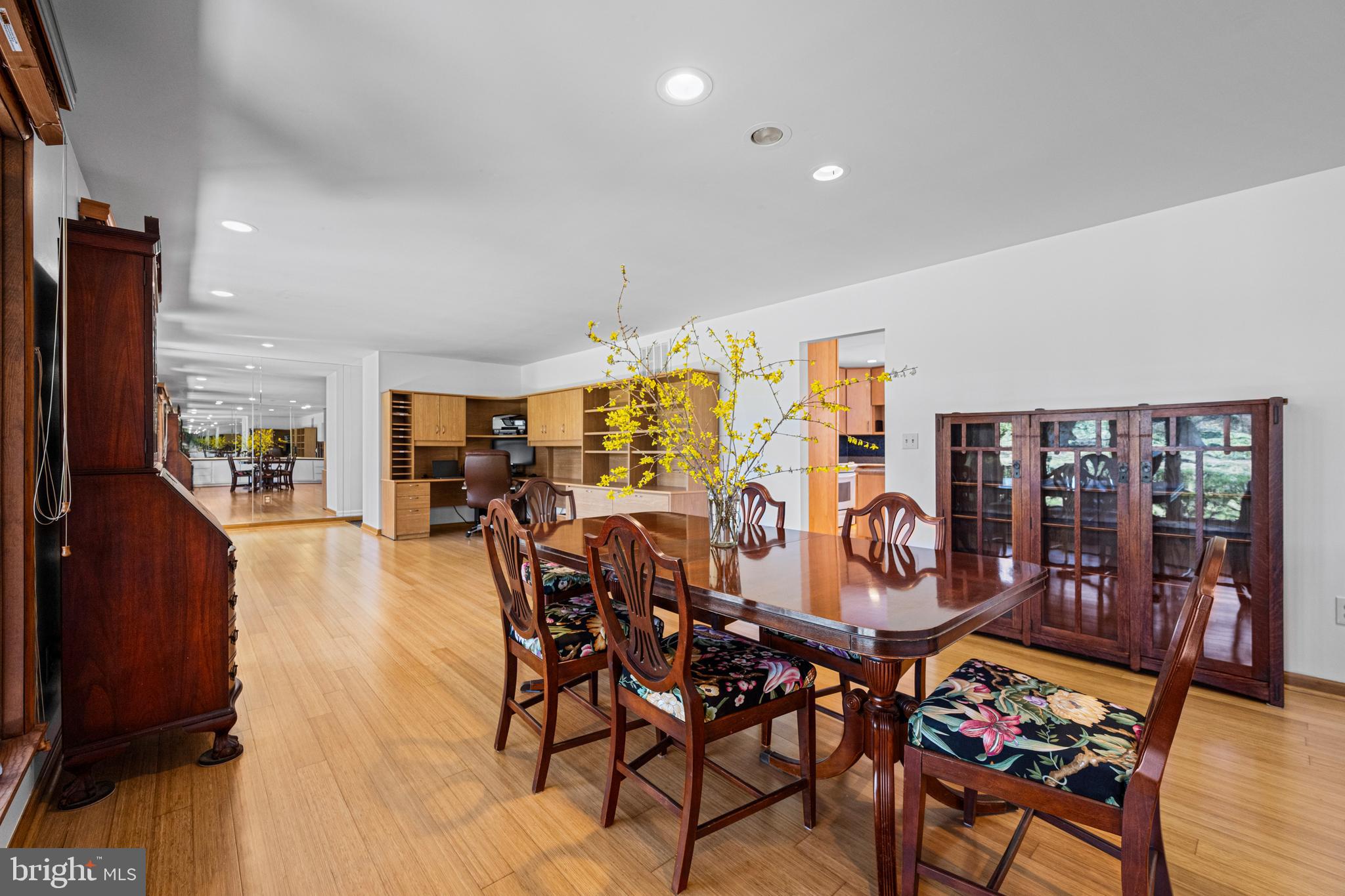 STRATTON WOODS - Residential