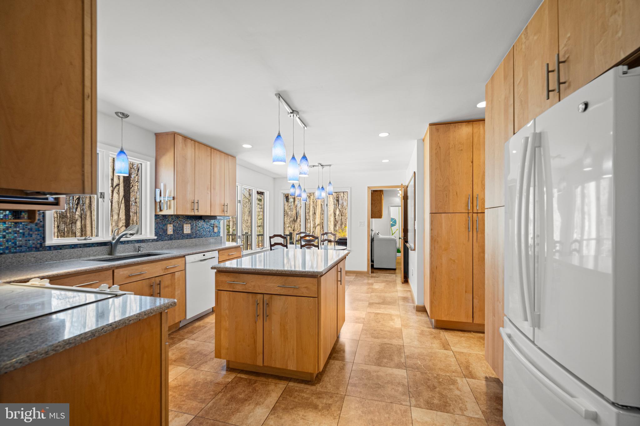 STRATTON WOODS - Residential