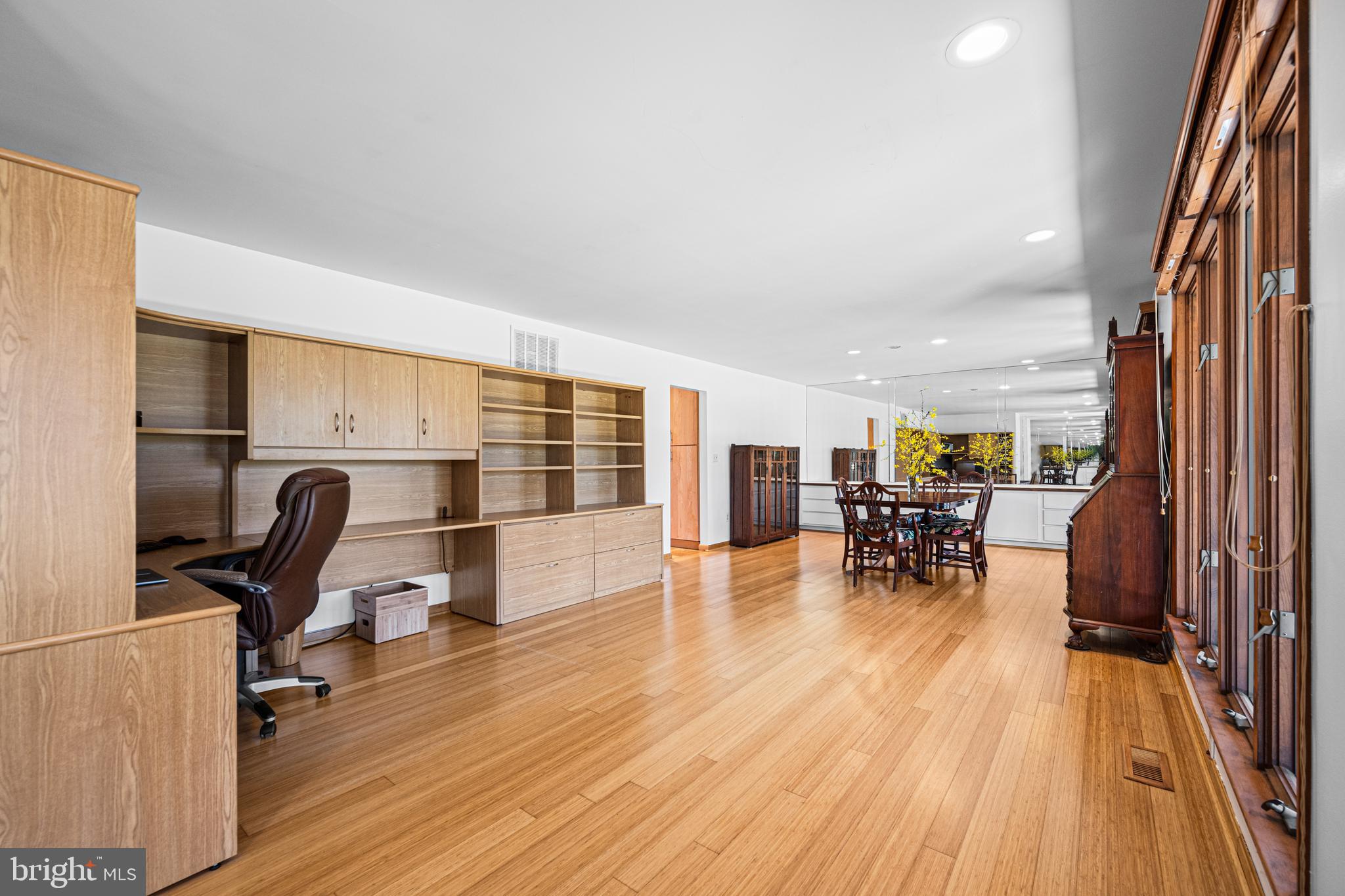 STRATTON WOODS - Residential