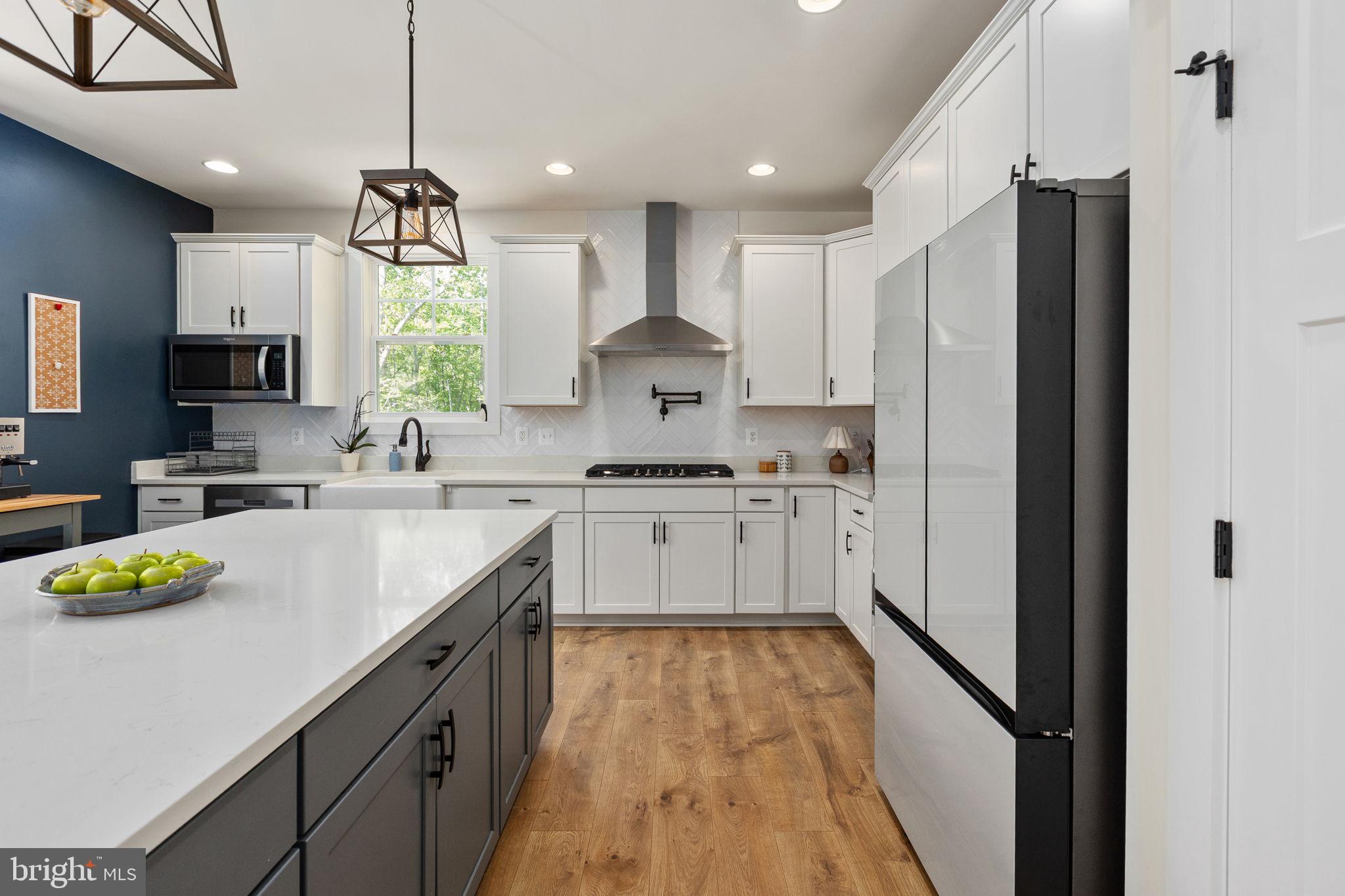 RAPPAHANNOCK RIDGE ESTATES - Residential