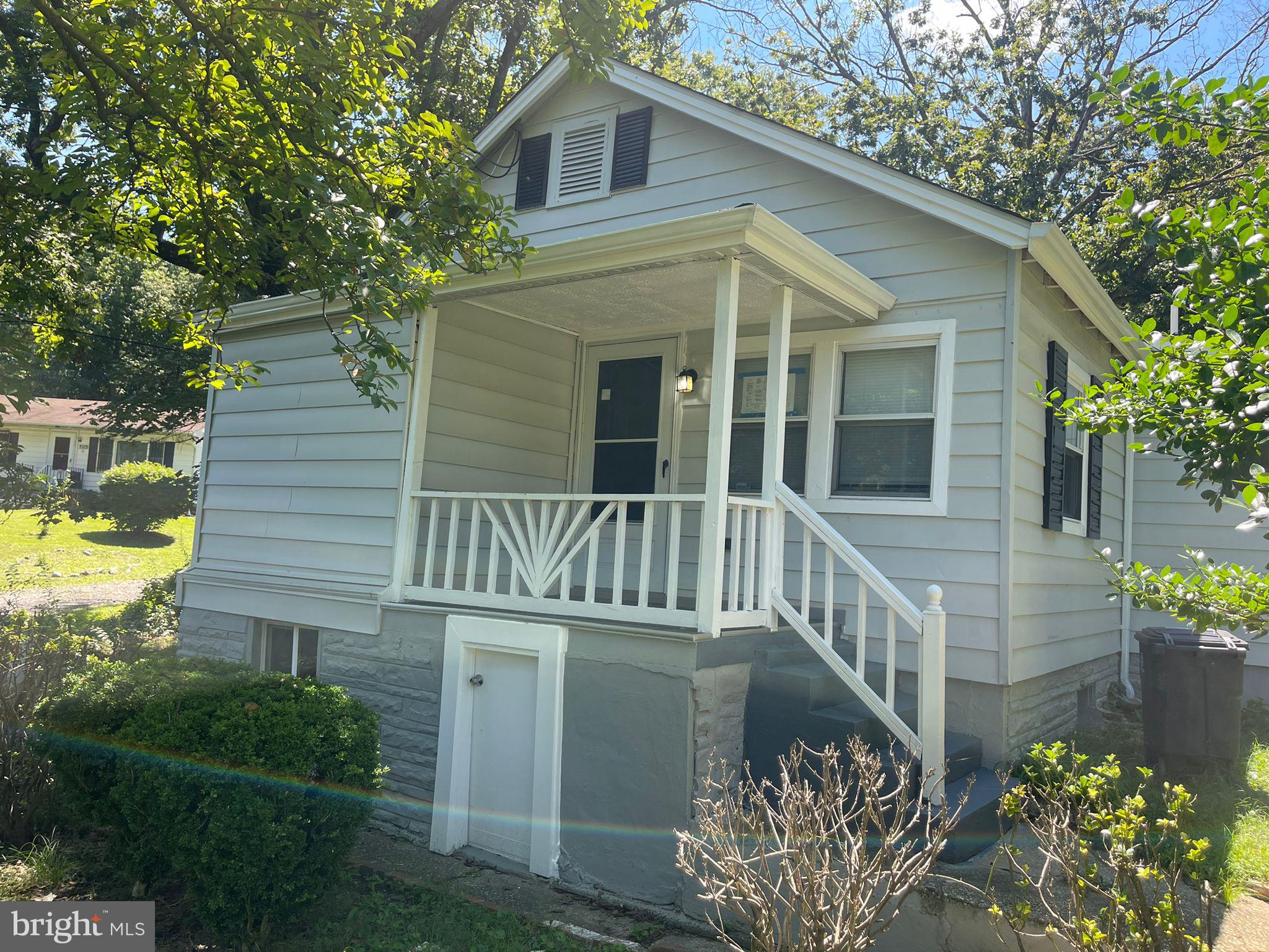 LITTLE WASHINGTON - Residential Lease