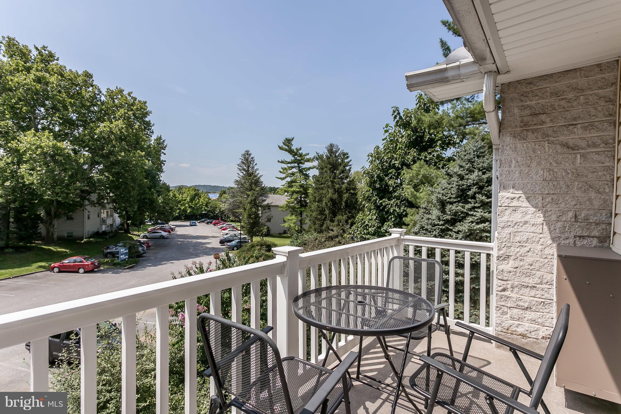 WARREN LODGE - Residential