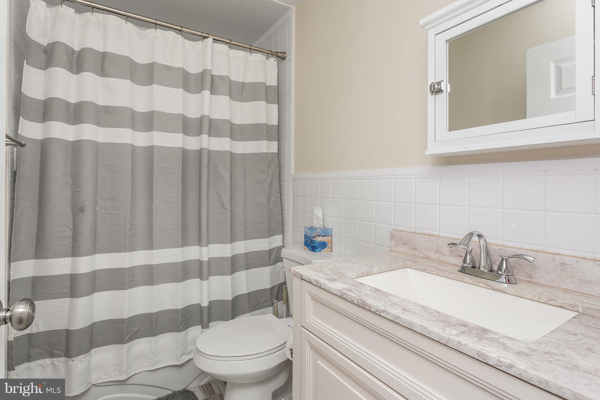 WARREN LODGE - Residential