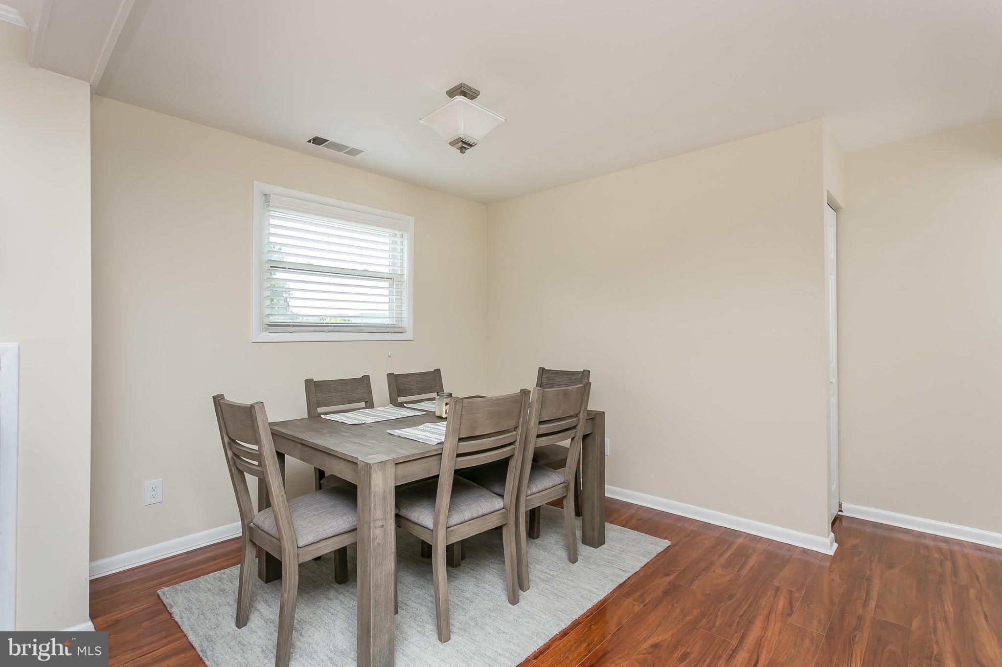 WARREN LODGE - Residential