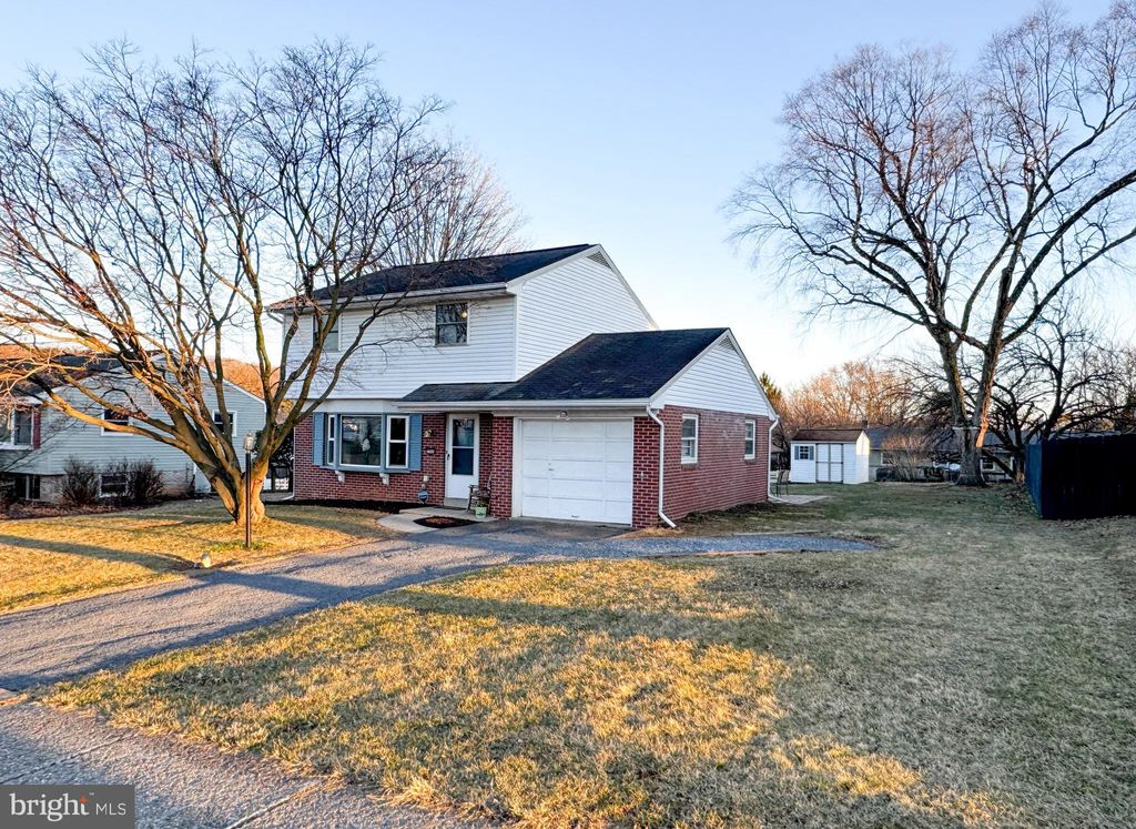 Photo of 2540 Miller Road, EAST PETERSBURG, PA 17520 (MLS # PALA2065422)