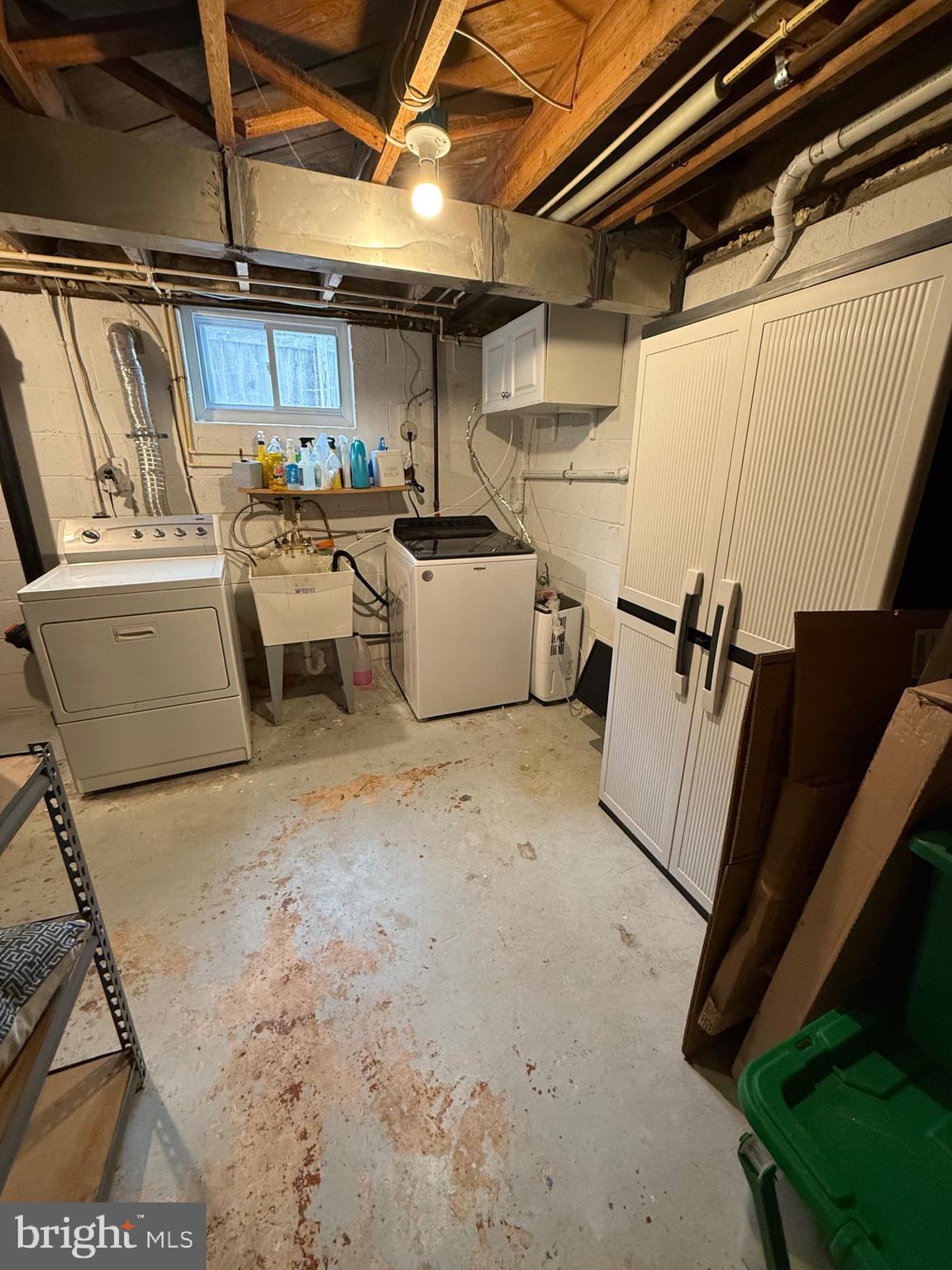 MORELAND PARK - Residential