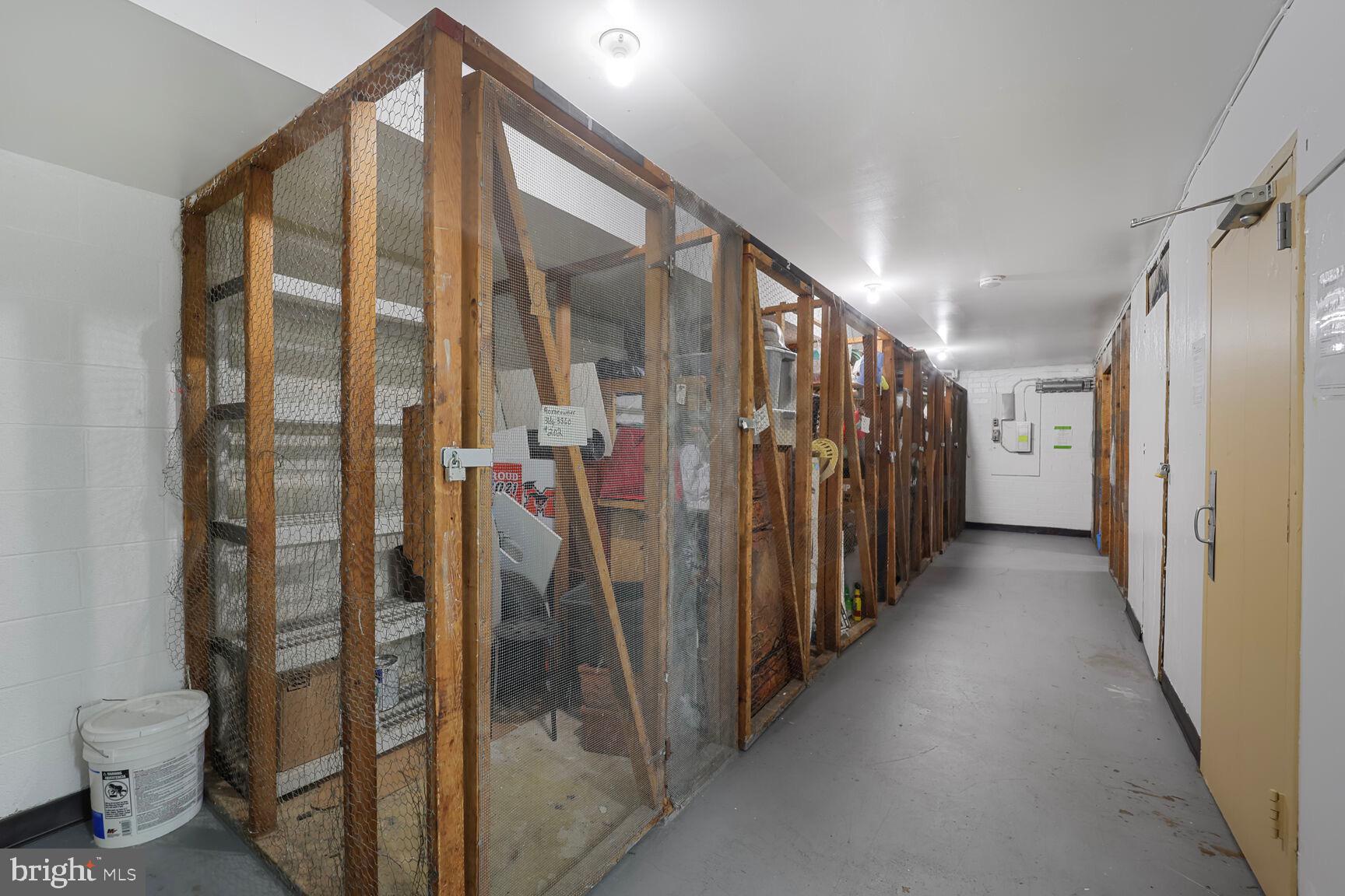 LYNDHURST CONDOS - Residential Lease