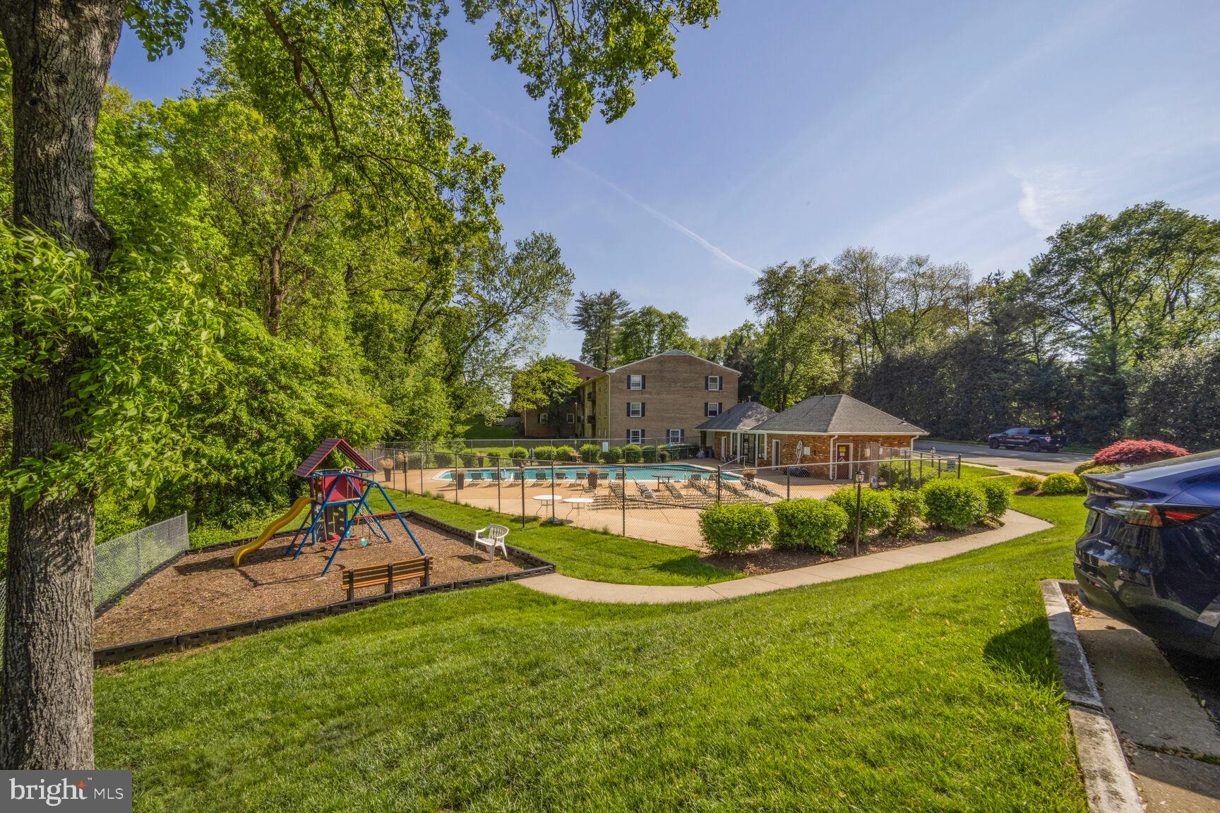 LYNDHURST CONDOS - Residential Lease