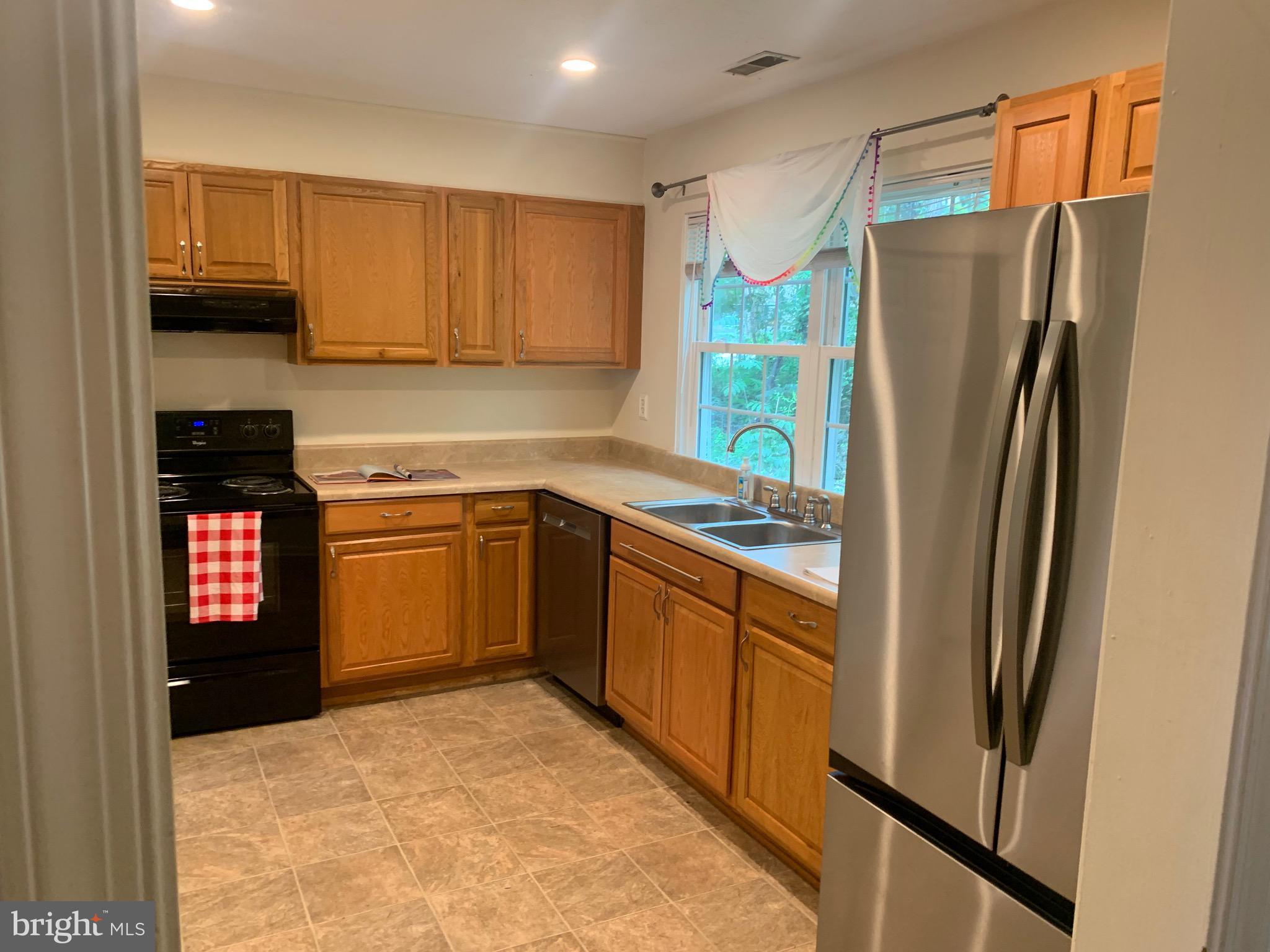 133 WOODLAKE DRIVE