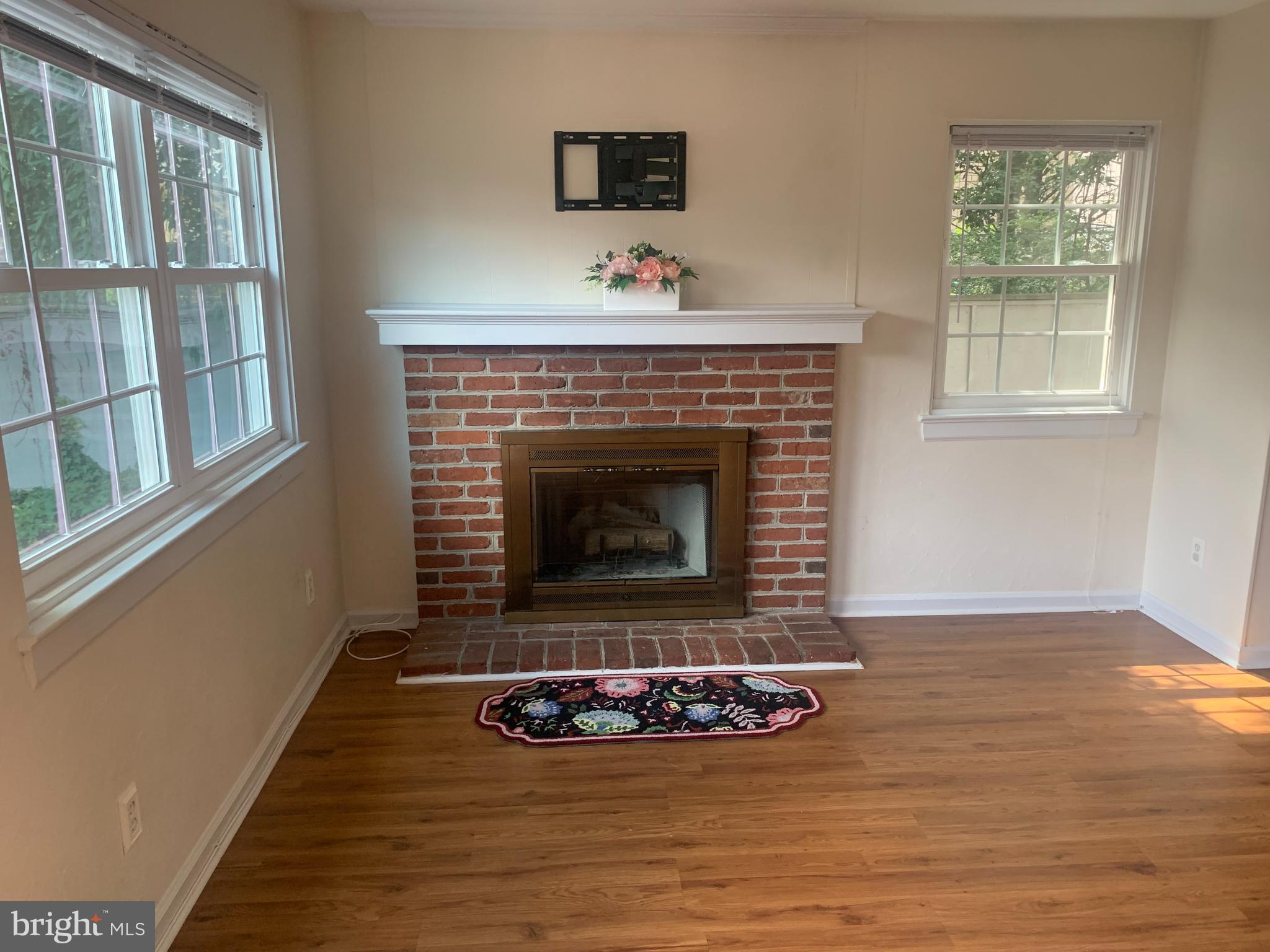 133 WOODLAKE DRIVE