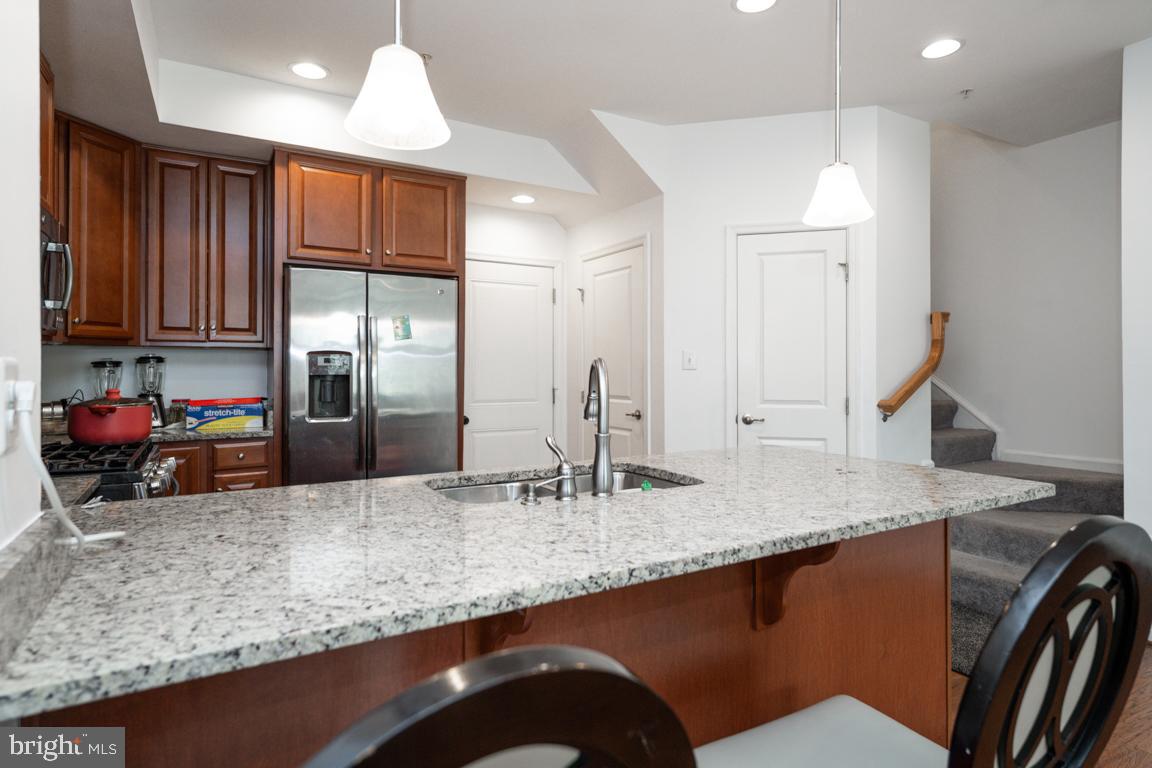 BALLENGER CREEK - Residential