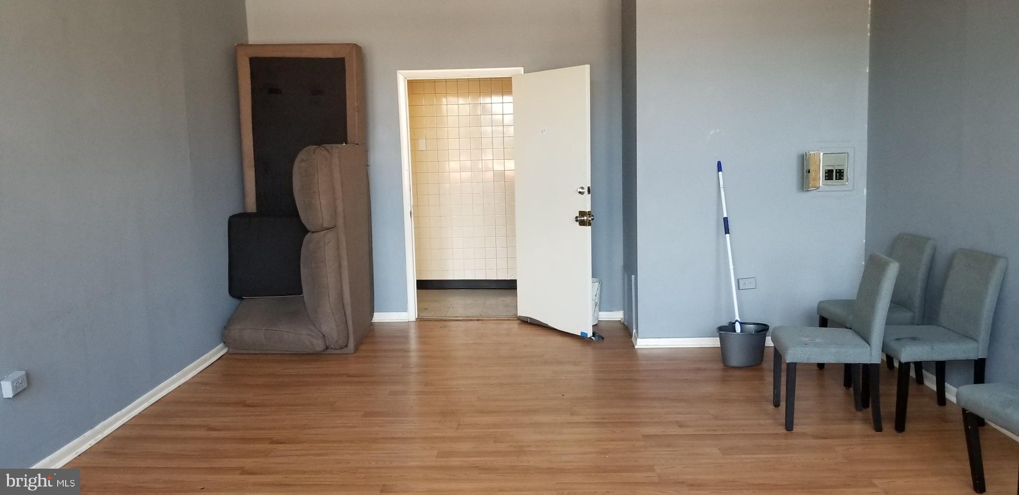 BYWOOD - Commercial Sale