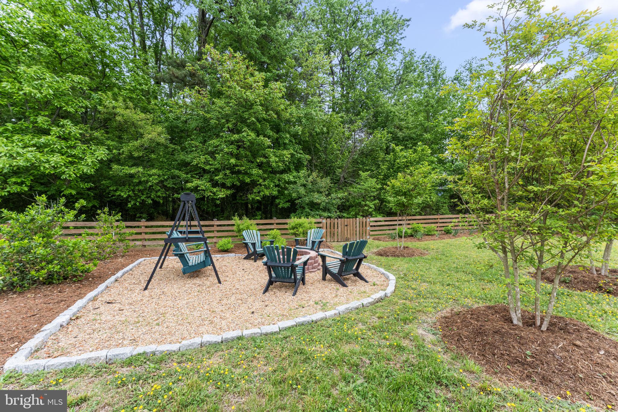 CABIN POINT - Residential