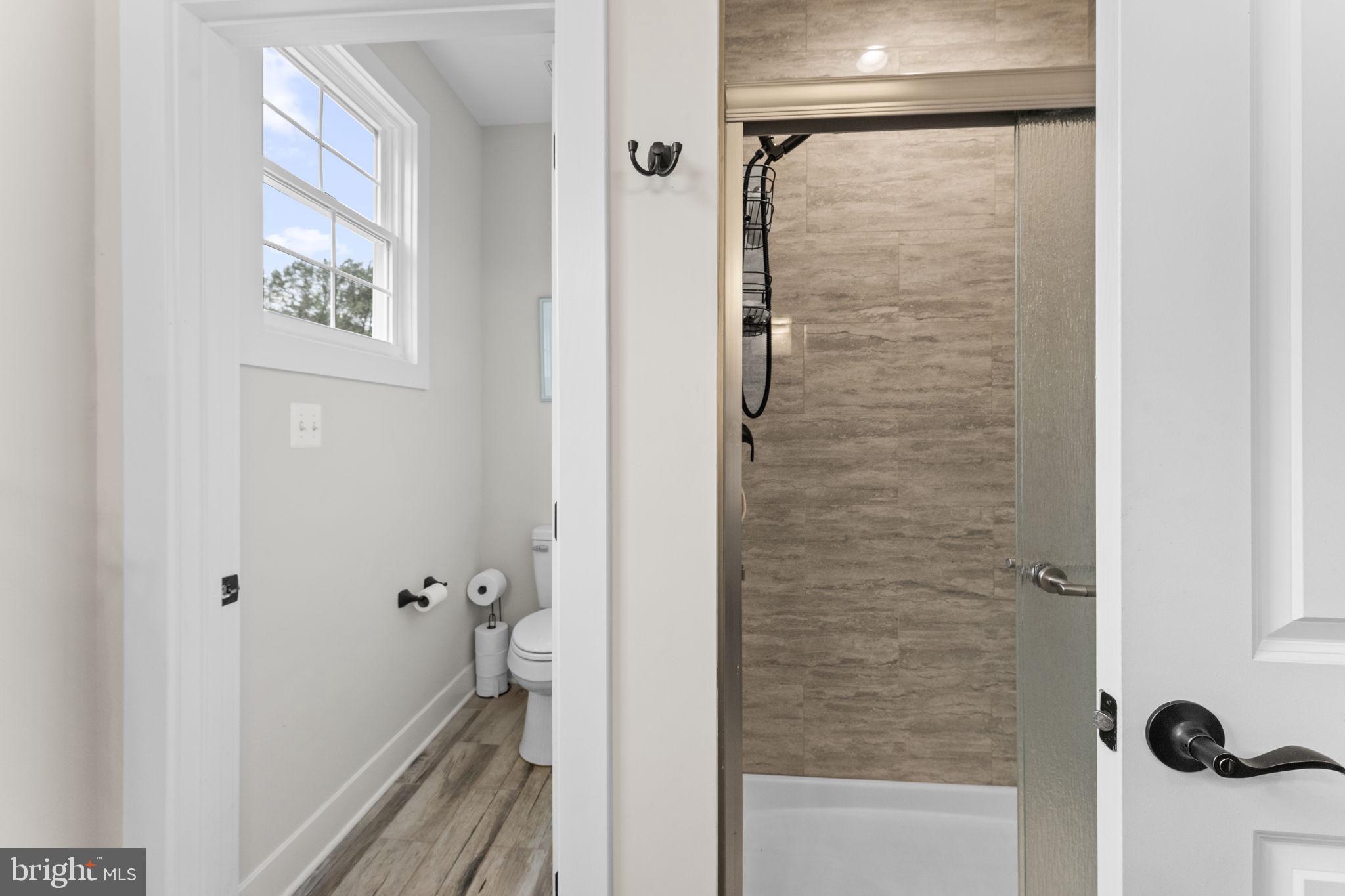 CABIN POINT - Residential