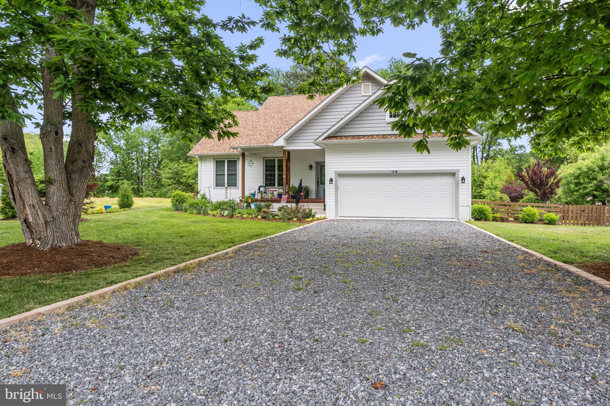 CABIN POINT - Residential