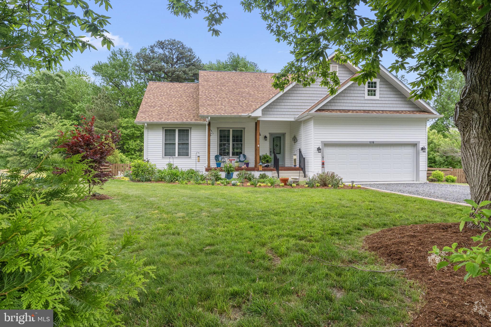 CABIN POINT - Residential