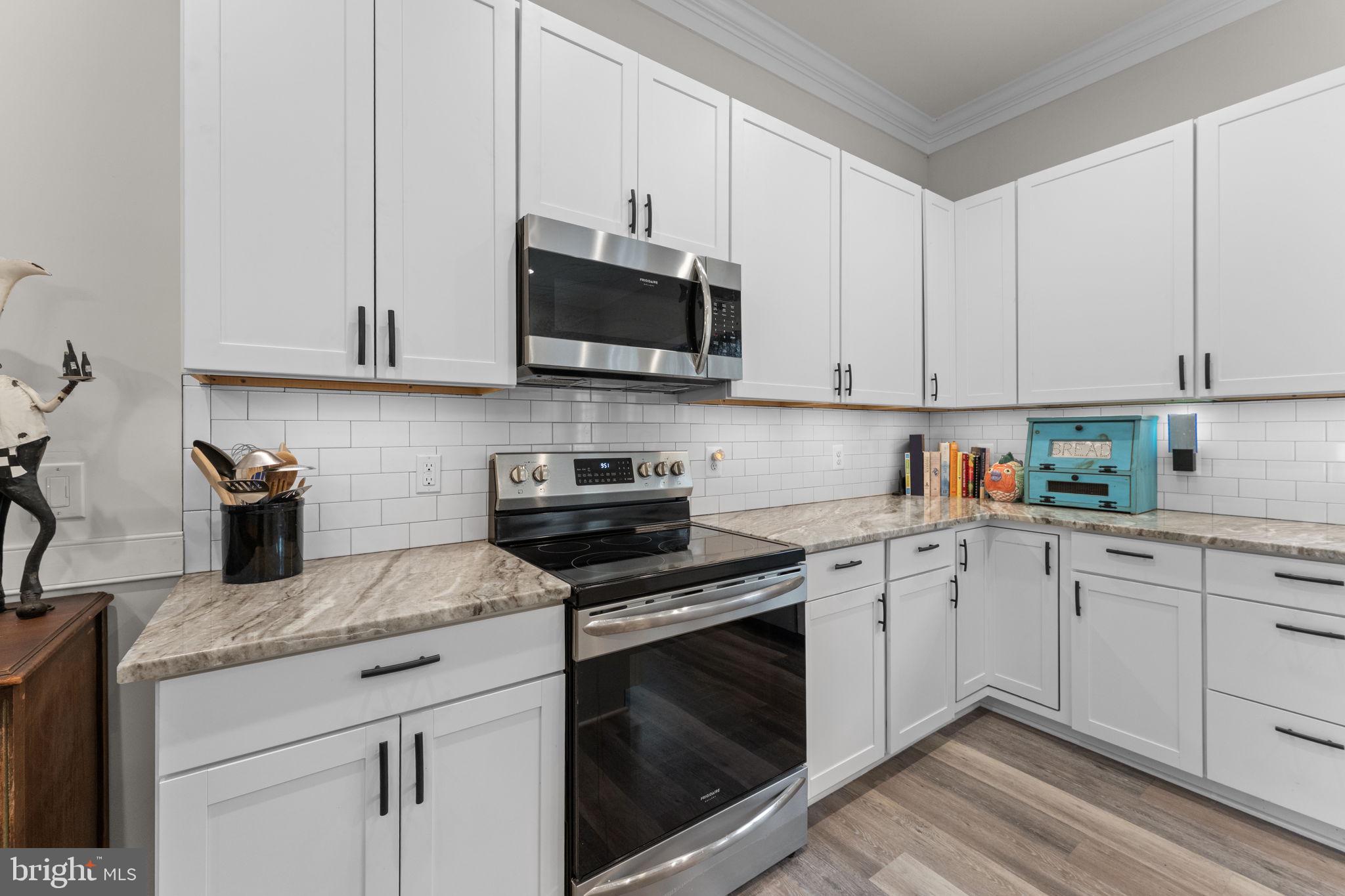 CABIN POINT - Residential