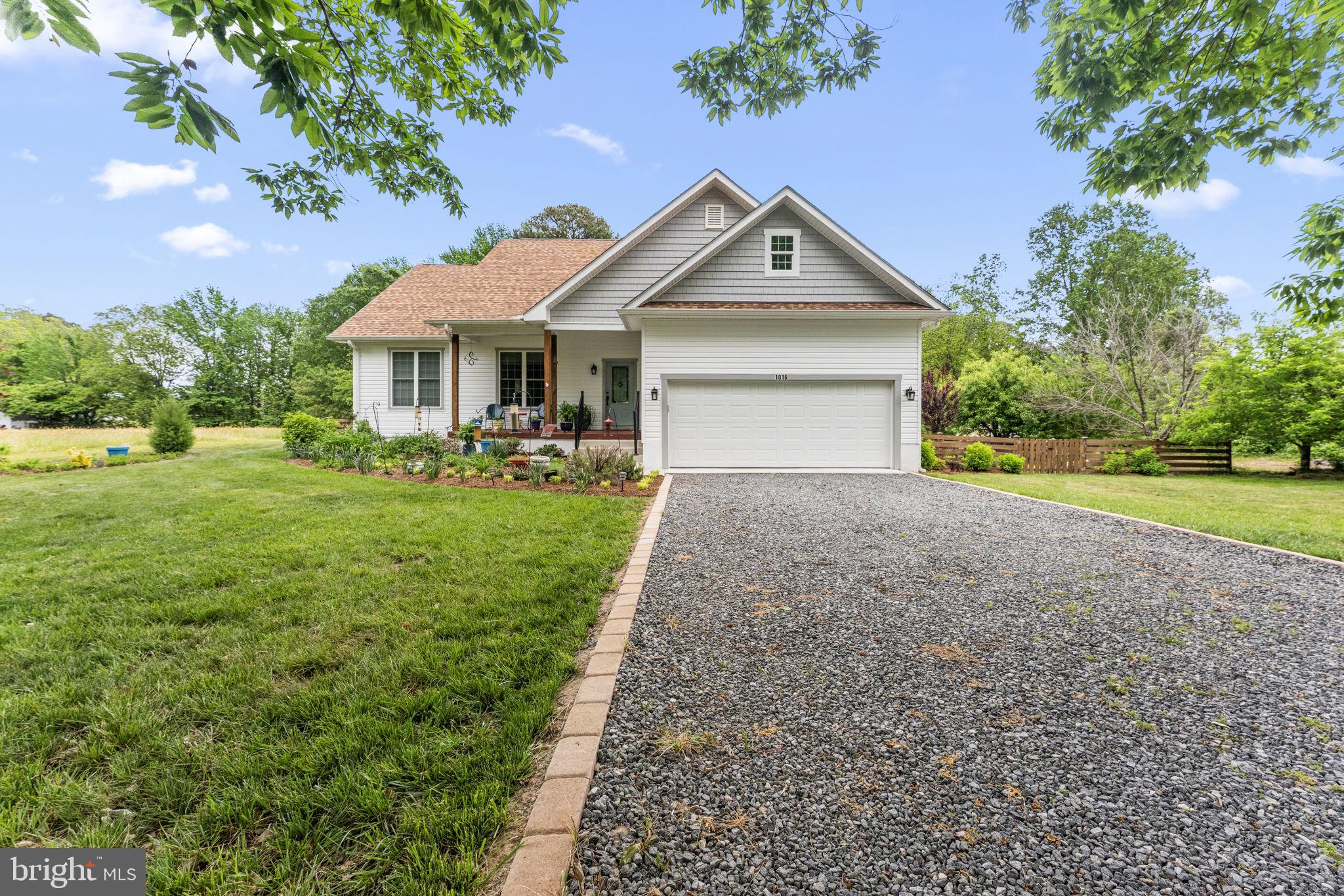 CABIN POINT - Residential