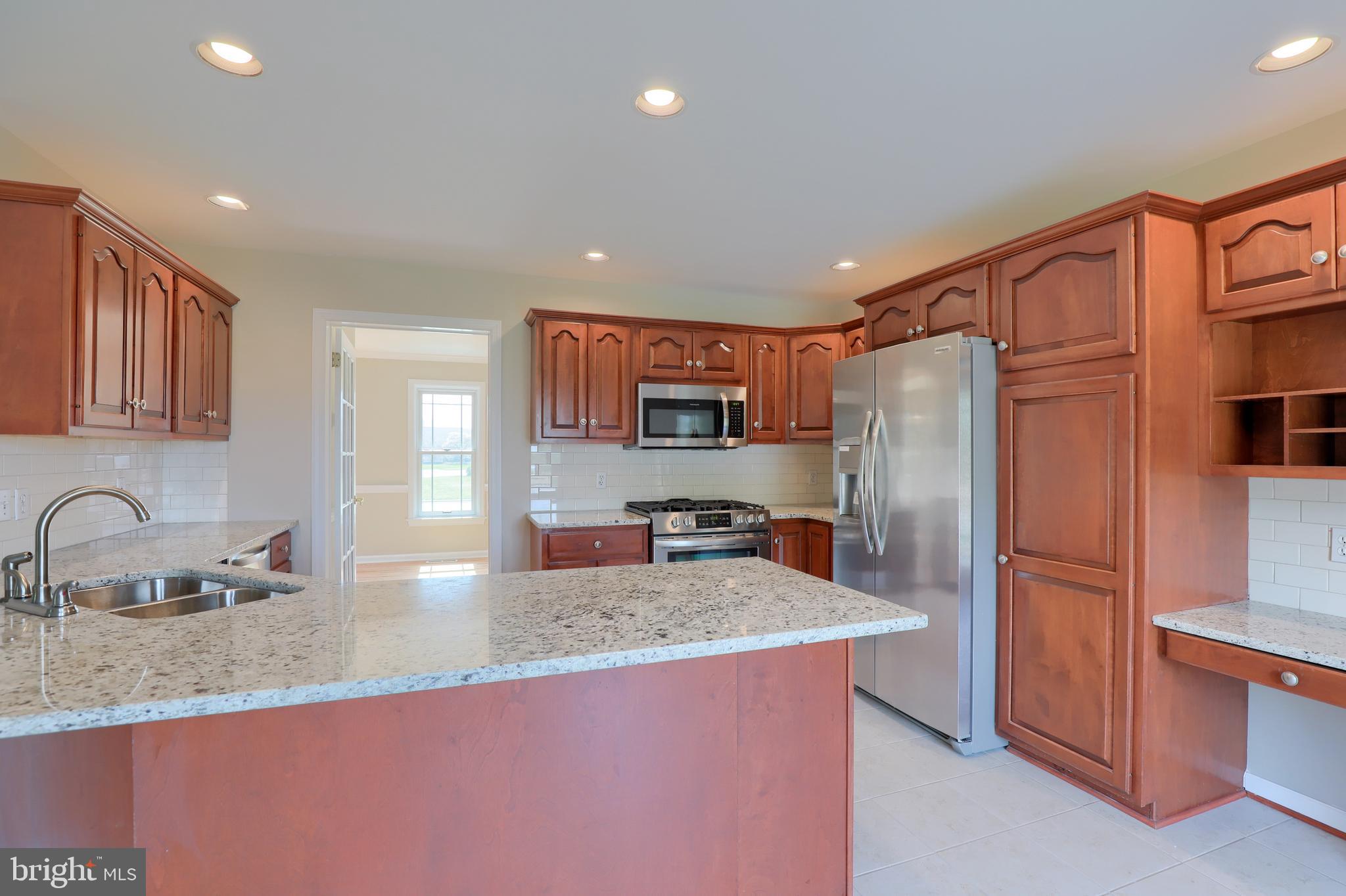 CENTERVILLE COMMONS - Residential