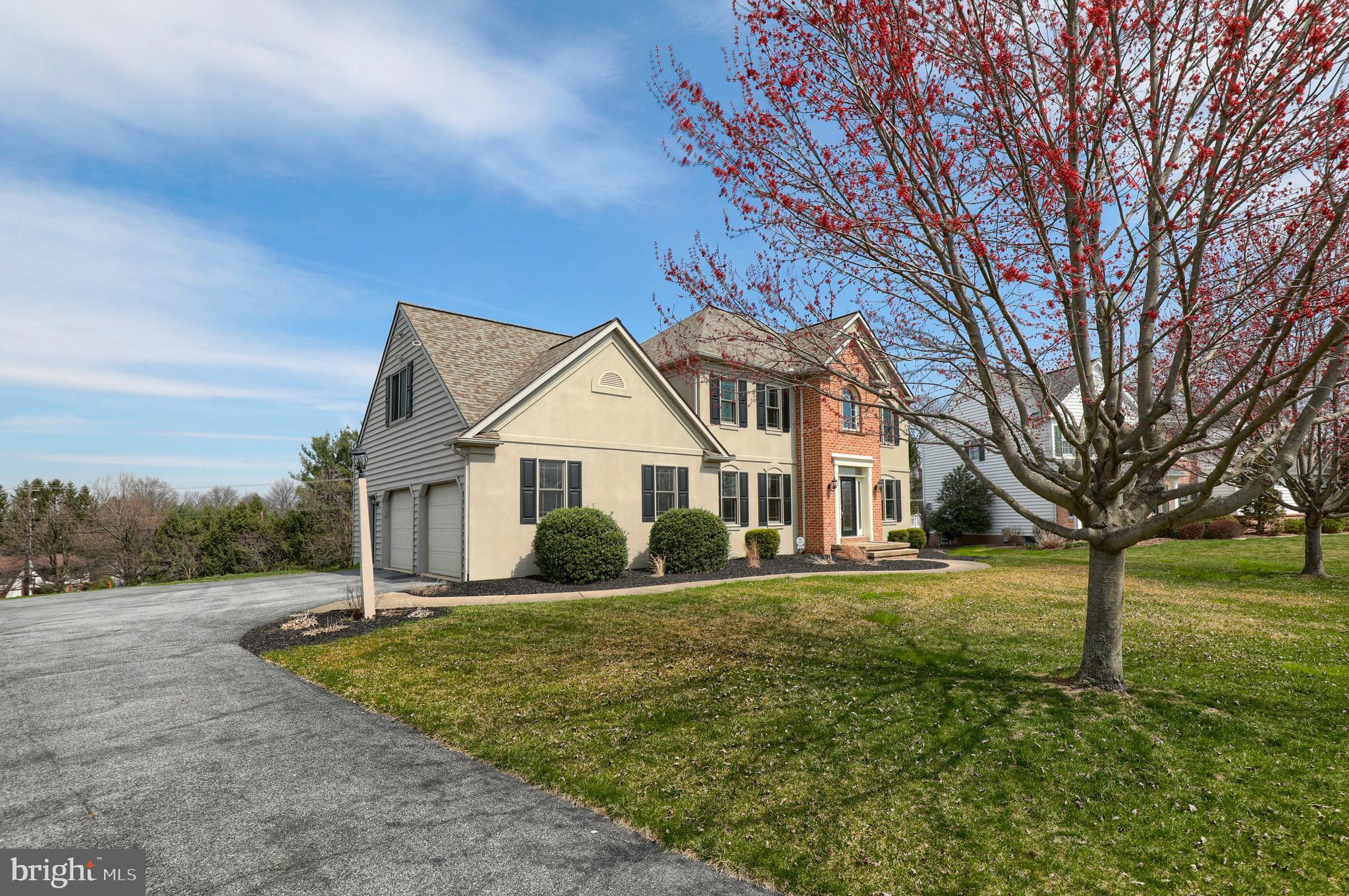 CENTERVILLE COMMONS - Residential