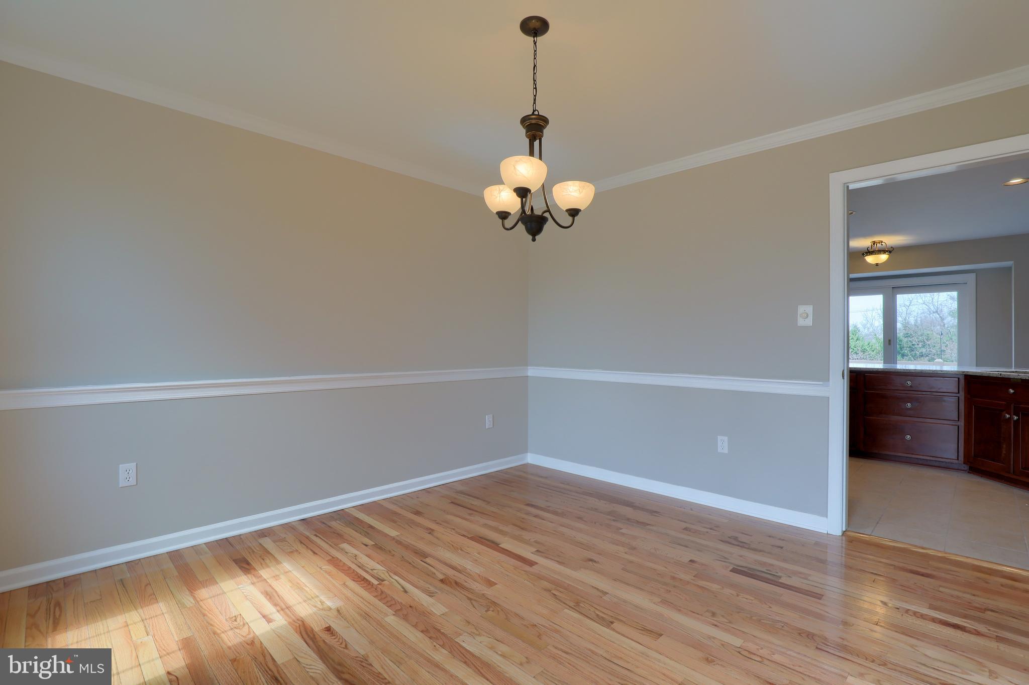 CENTERVILLE COMMONS - Residential