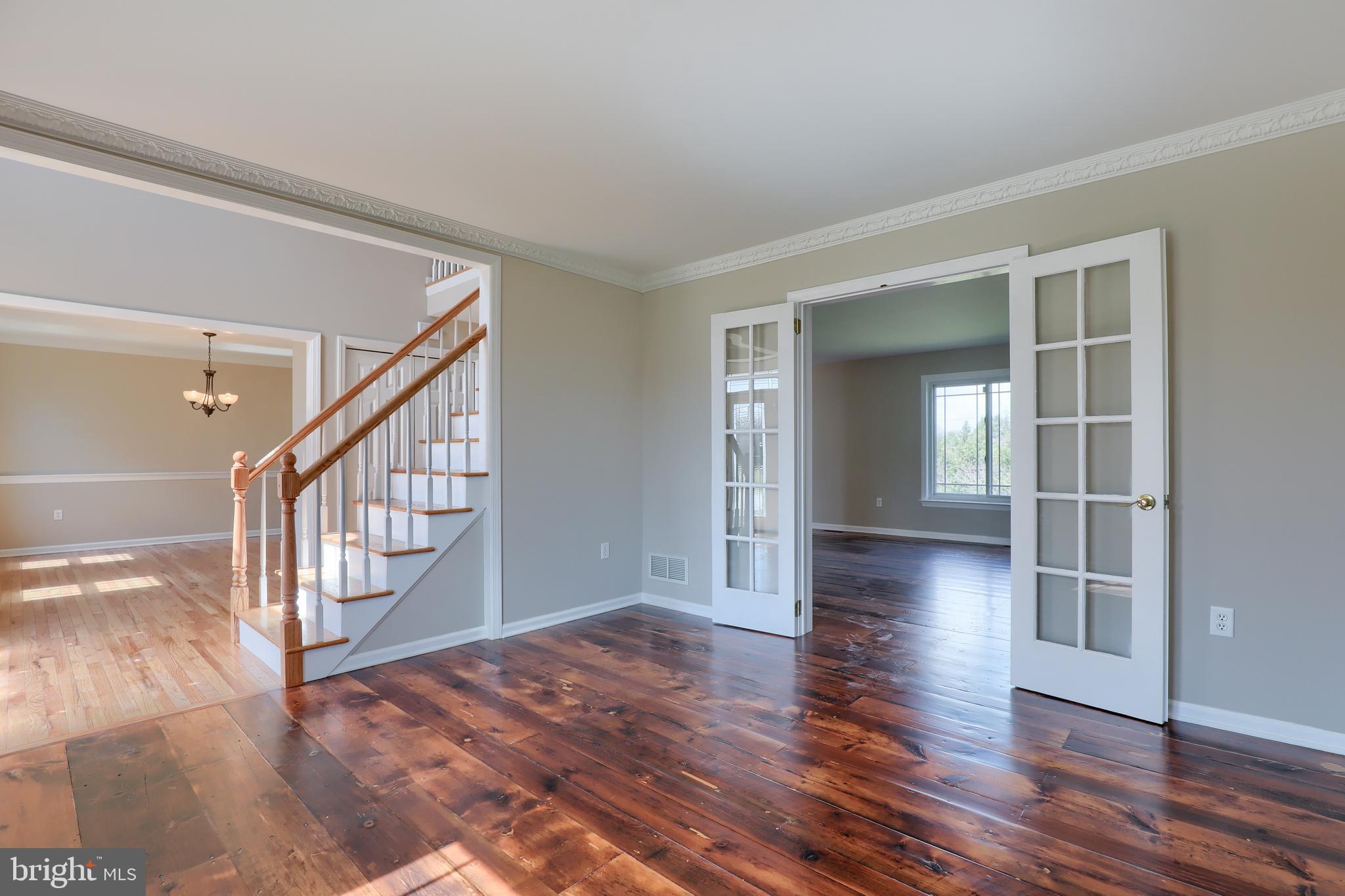 CENTERVILLE COMMONS - Residential