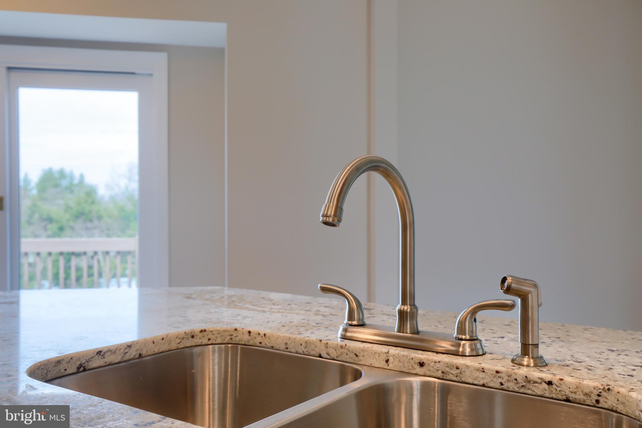 CENTERVILLE COMMONS - Residential