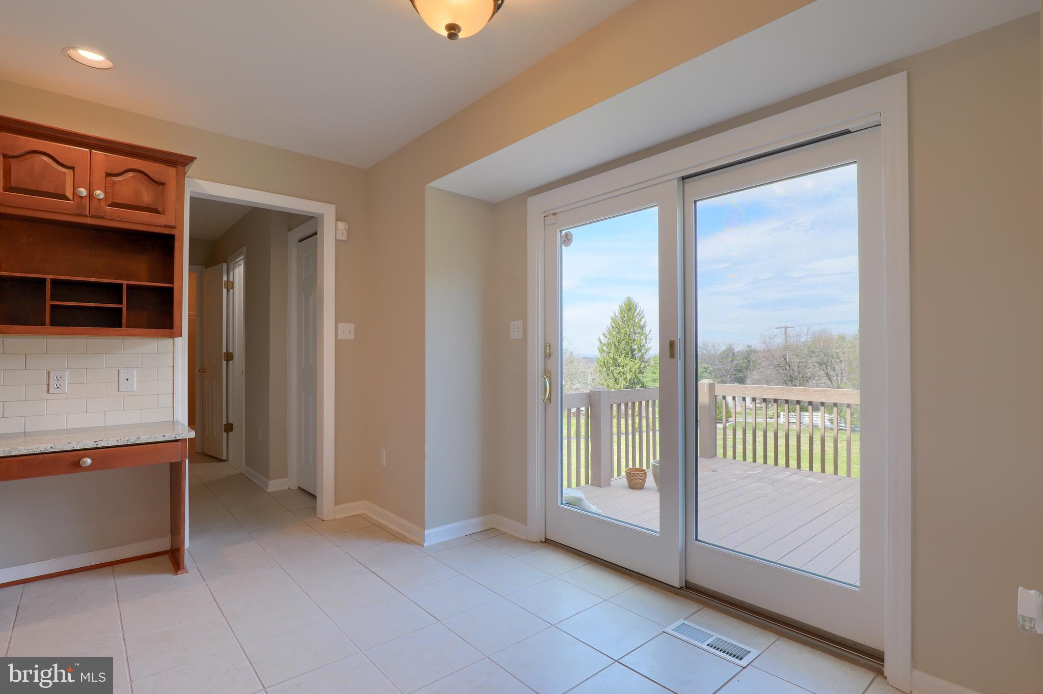 CENTERVILLE COMMONS - Residential