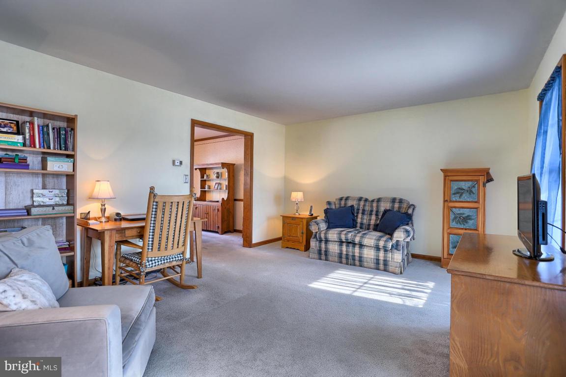 MEADOW BROOK ESTATES - Residential